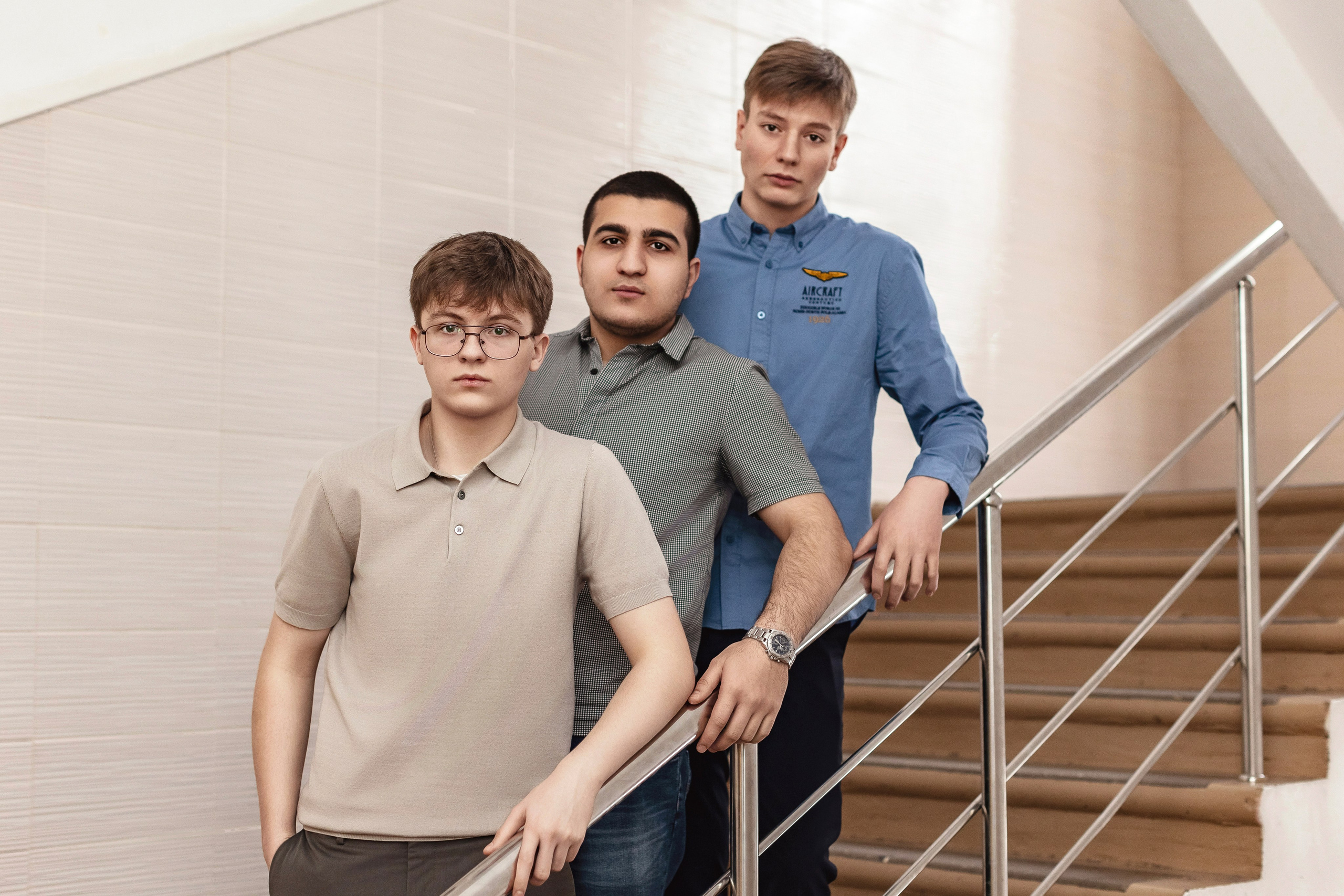 Галерея съемок в школе. Фотограф и видеограф Москва. Свадебный фотограф, видеограф. Выпускные альбомы. Оживающие альбомы