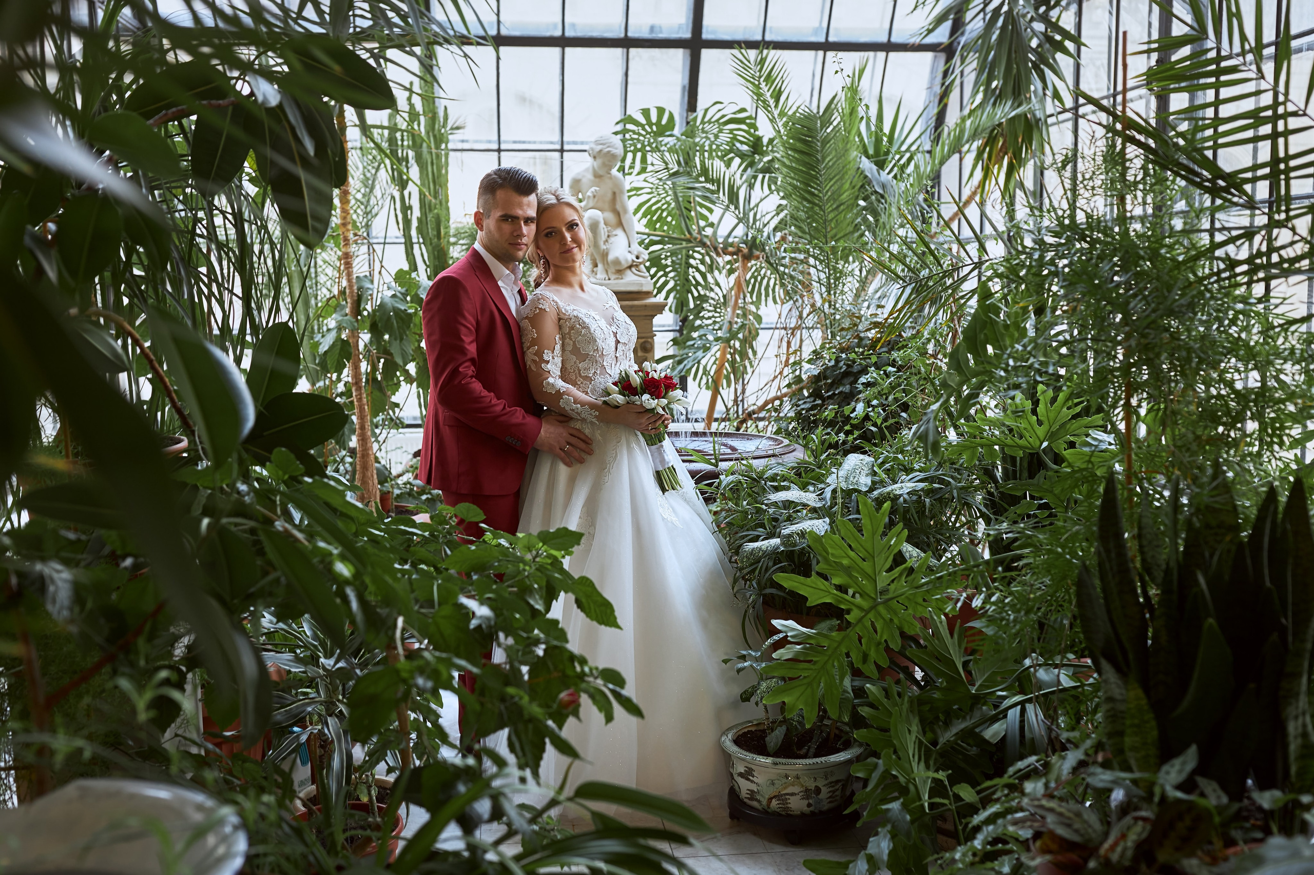 Свадьба Кировский ЗАГС и Дом Ученых. Фотограф в Санкт-Петербурге Знаменская Ирина