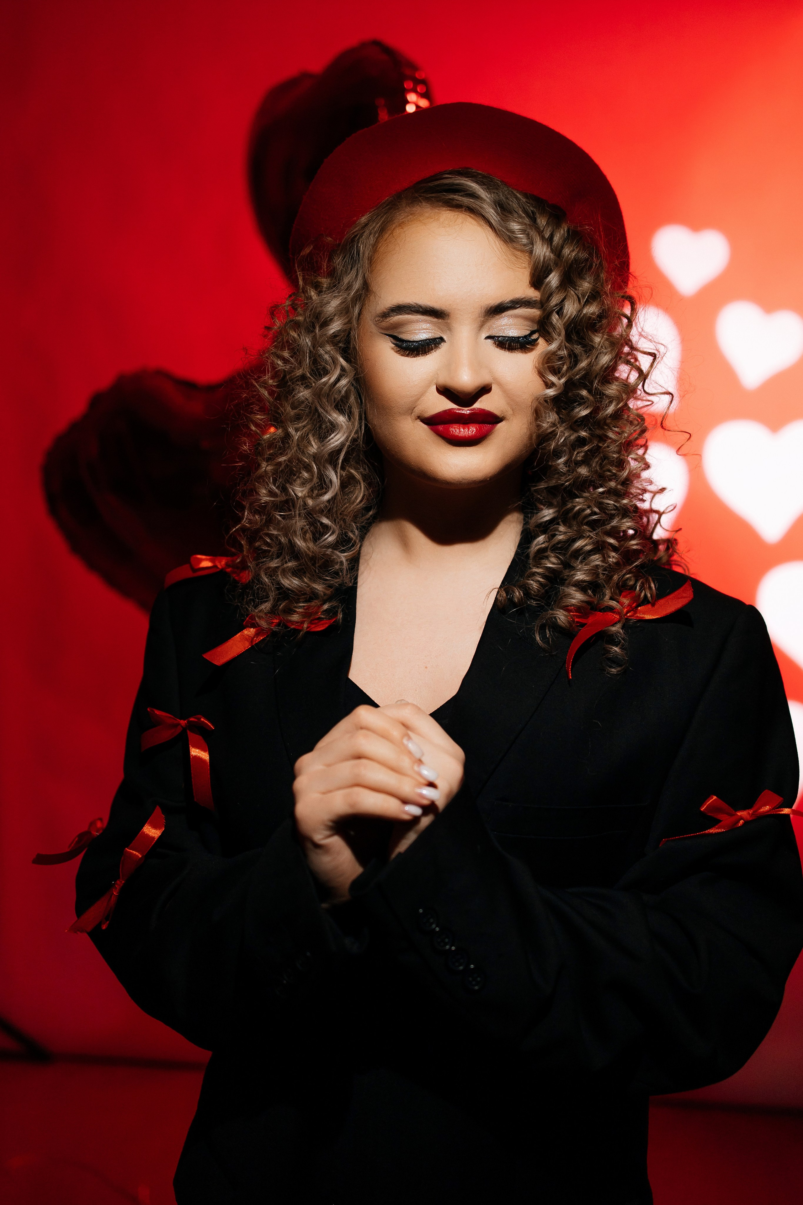 Фото день к 14 февраля.Эля