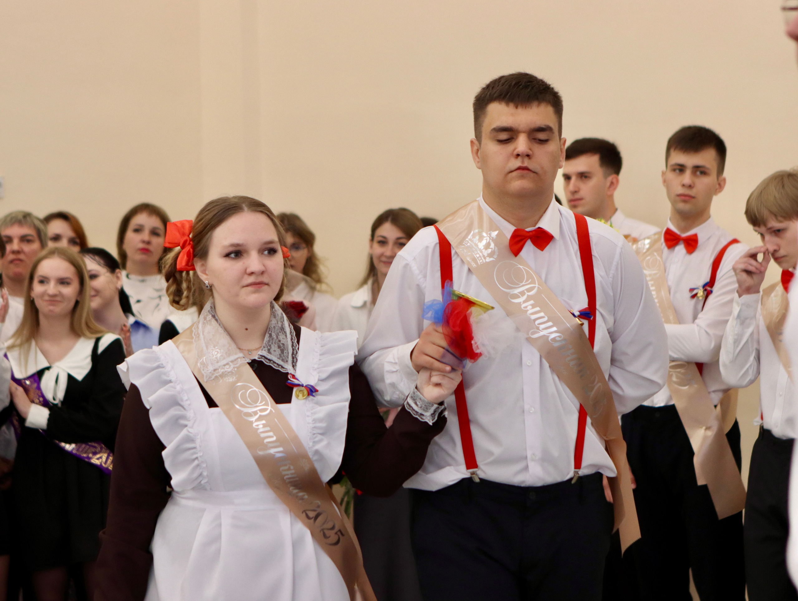 Школьный выпускной. Фотограф в Курске Смирнов Евгений