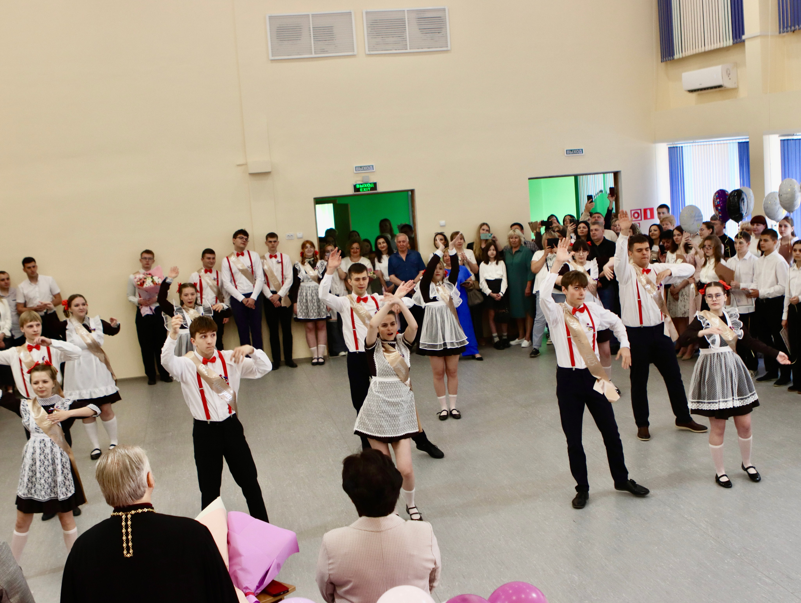 Школьный выпускной. Фотограф в Курске Смирнов Евгений