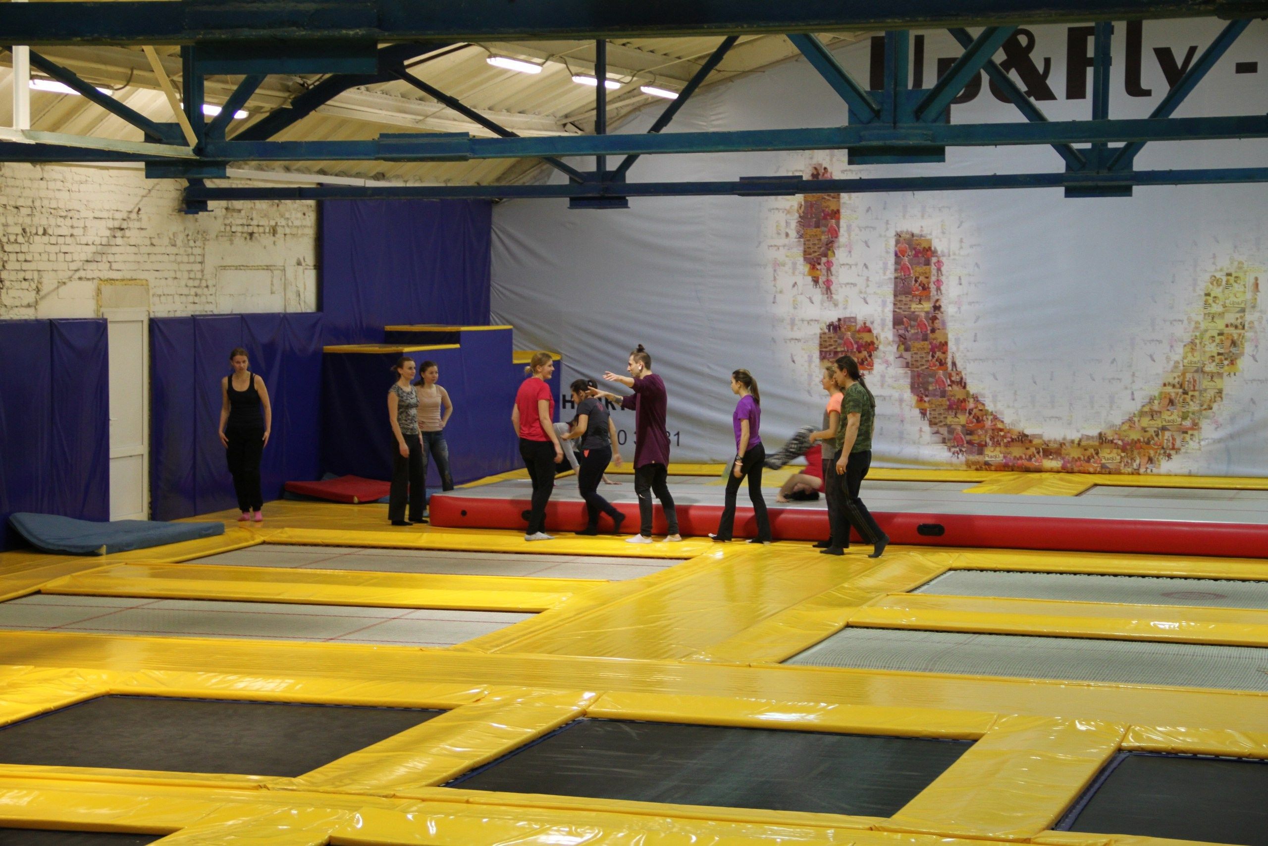 Батуты | 26.03.2017. Галерея Фантим