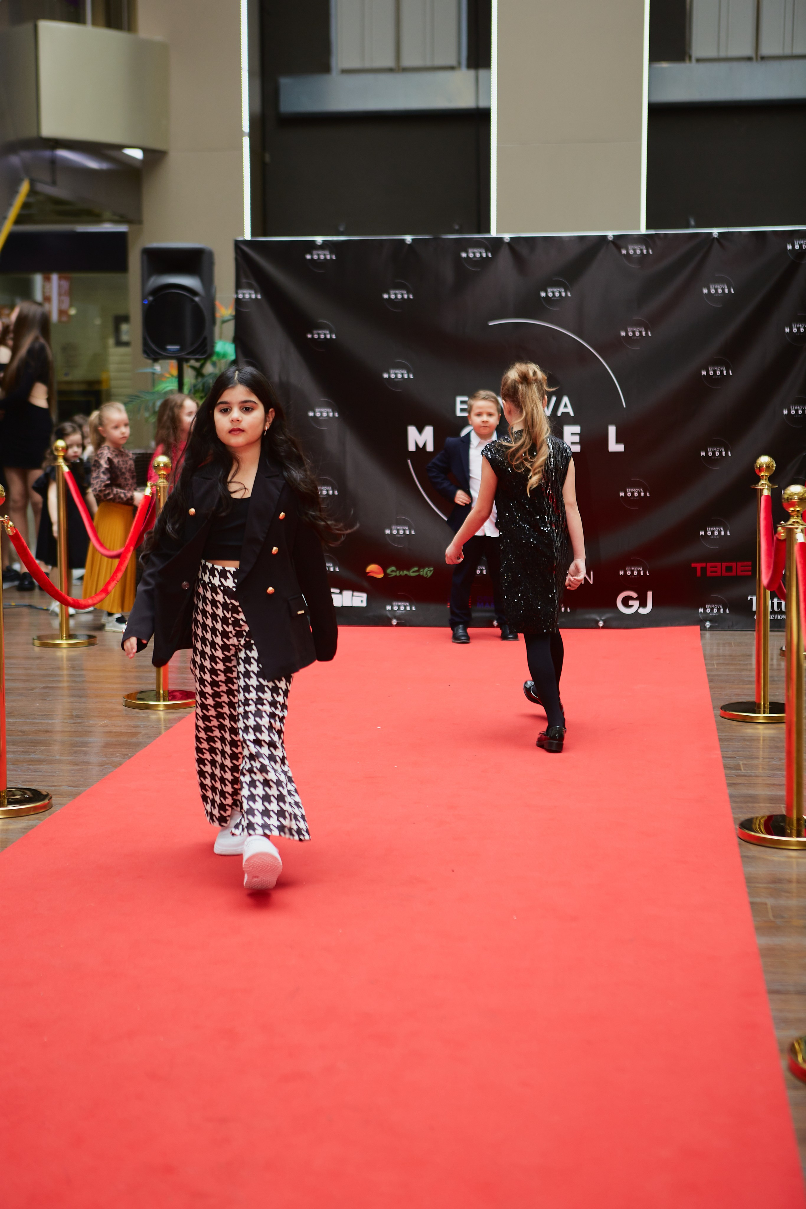 FASHION SHOW ТЦ Sun City. Efimova Model Agency