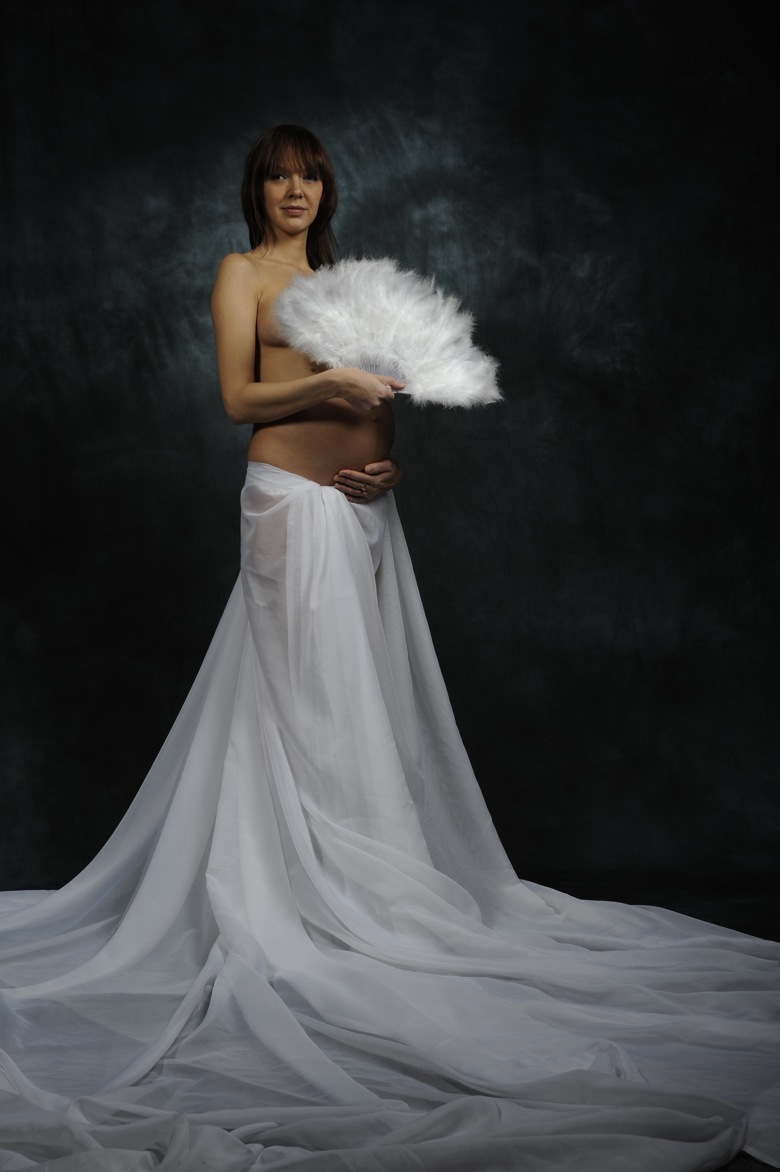 Фотосессия во время беременности от студии Love Story. Максим Матвийченко и Виктория Басова профессионалы своего дела