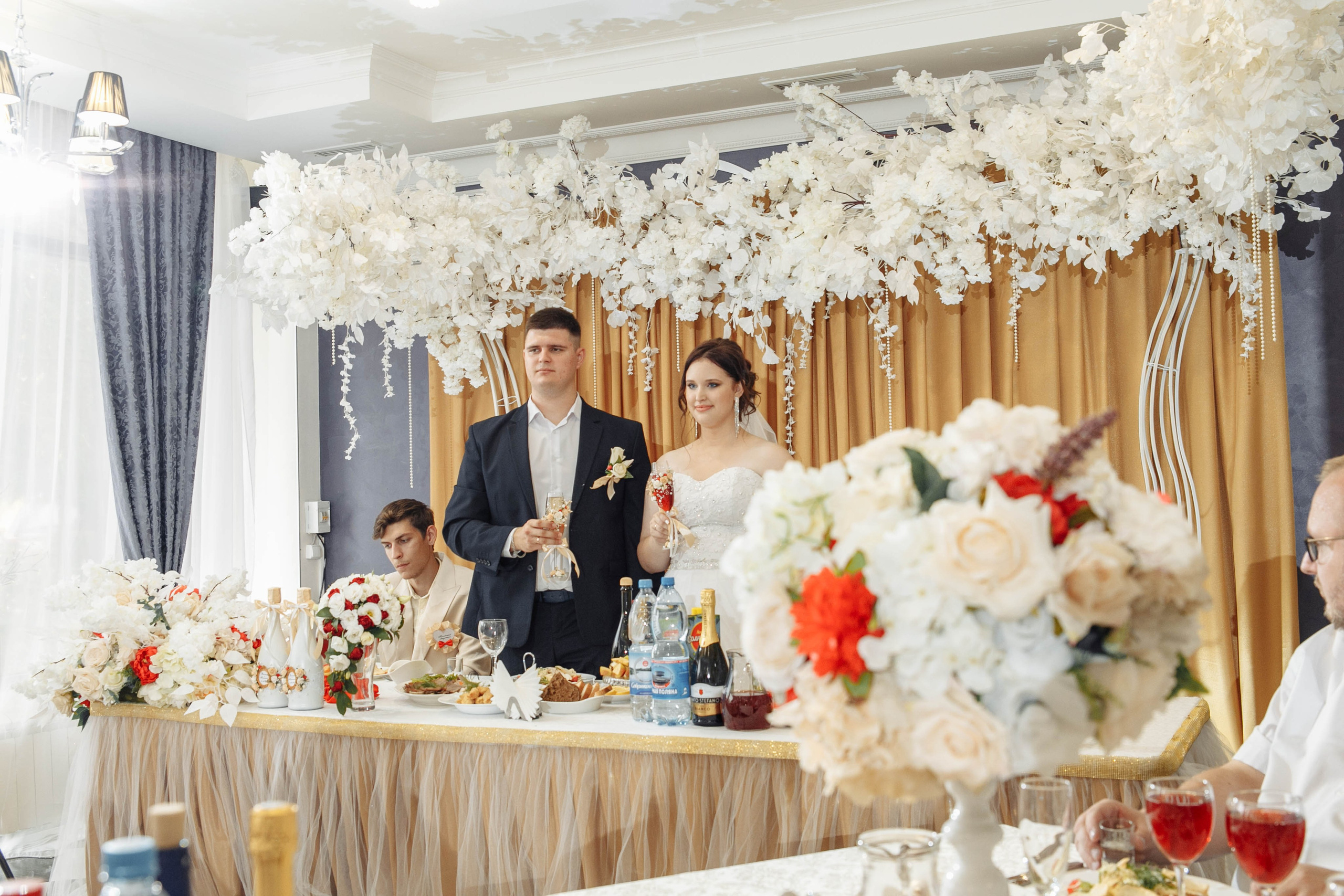 Татьяна и Виктор: настоящая русская свадьба. Событийный фотограф Максим Бескоровайновнов