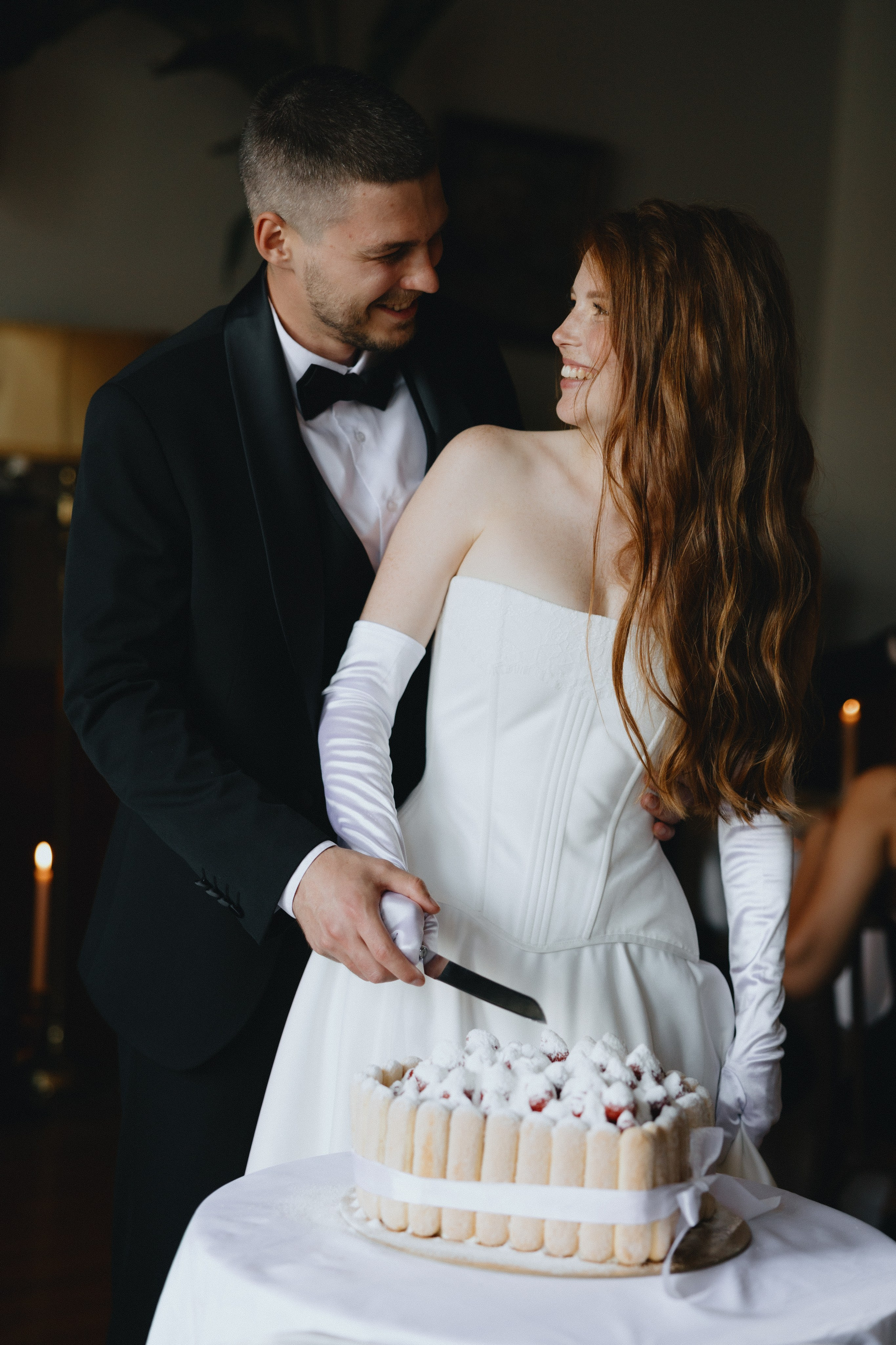 При свечах / 2025. Фотограф СПб