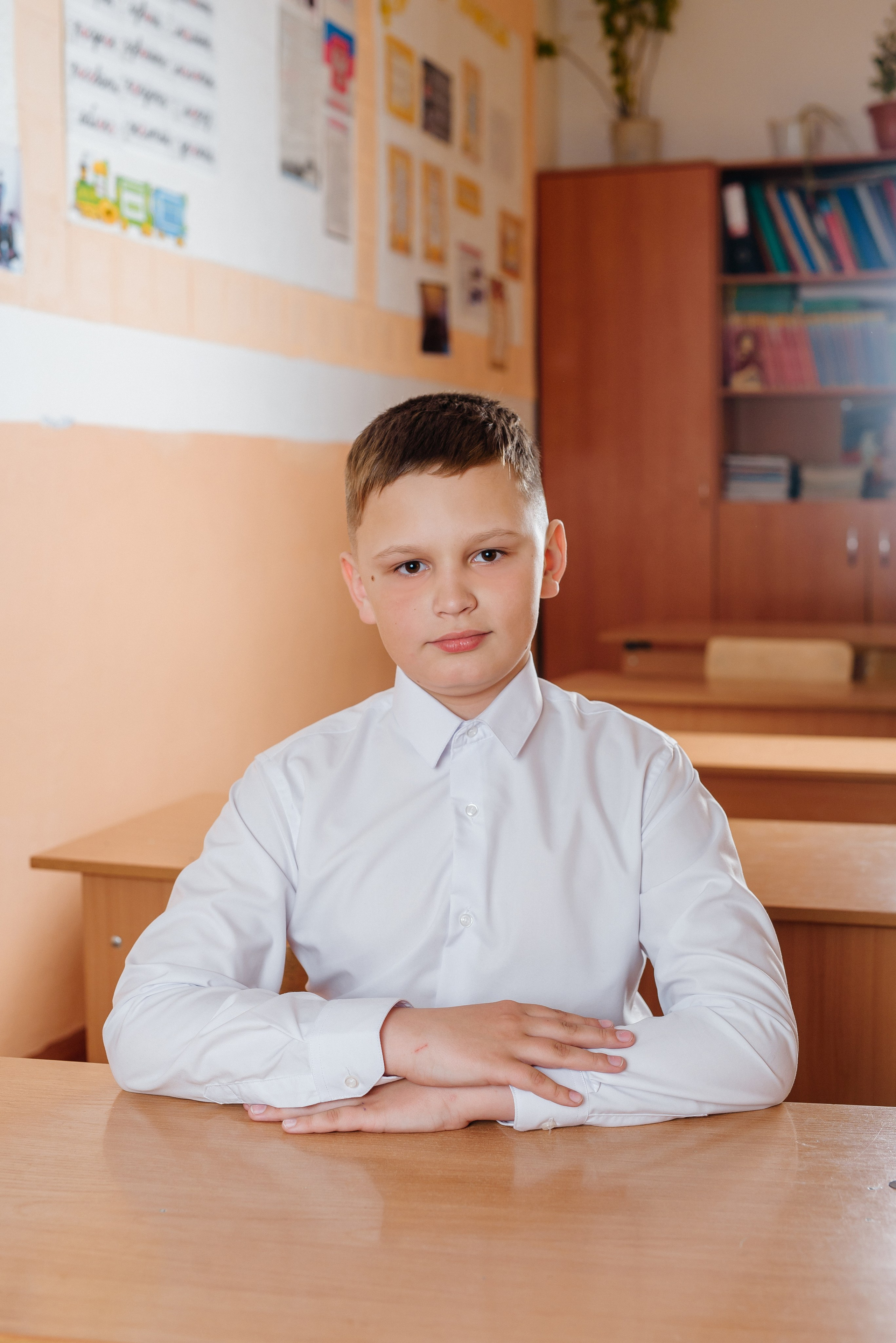 Портреты за партой. Семейный фотограф в Барнауле