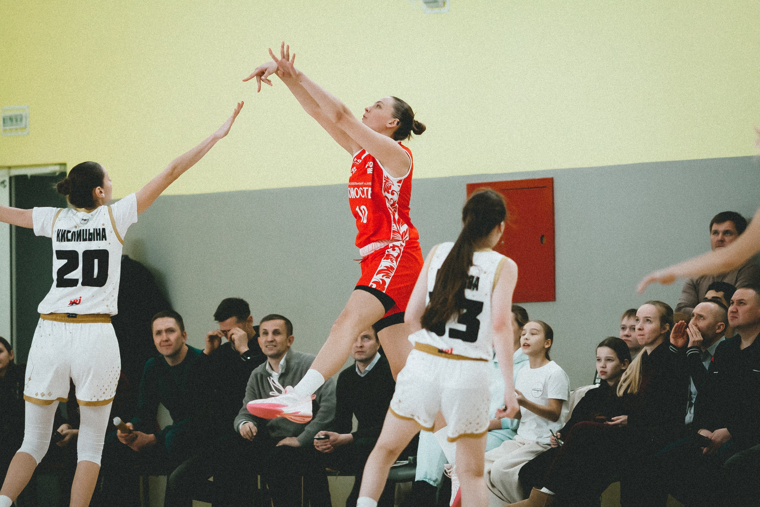 Атланта-Юность / 1. Фотография