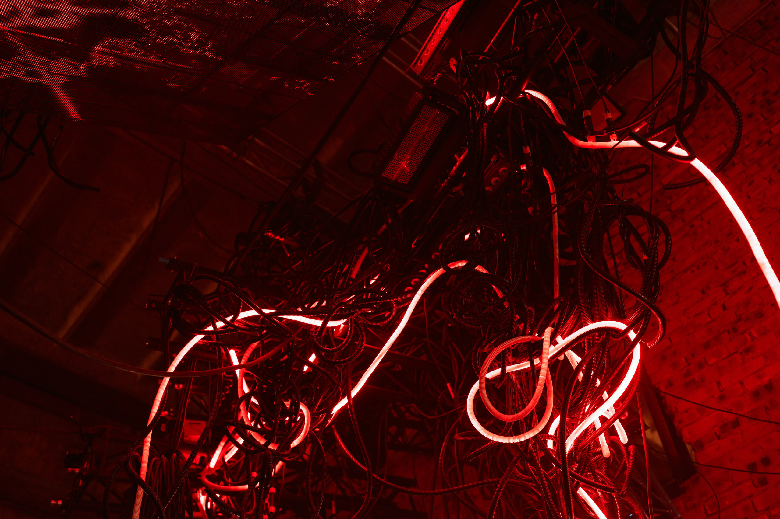 Outline 2024. @tomrus: Рустам Шагиморданов — фотограф