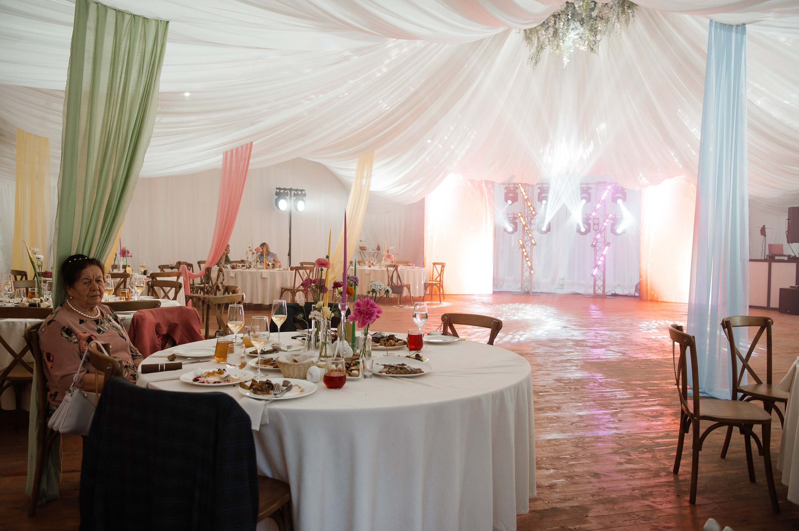 Вот такая заварушка. Свадебный фотограф Саша Базенко