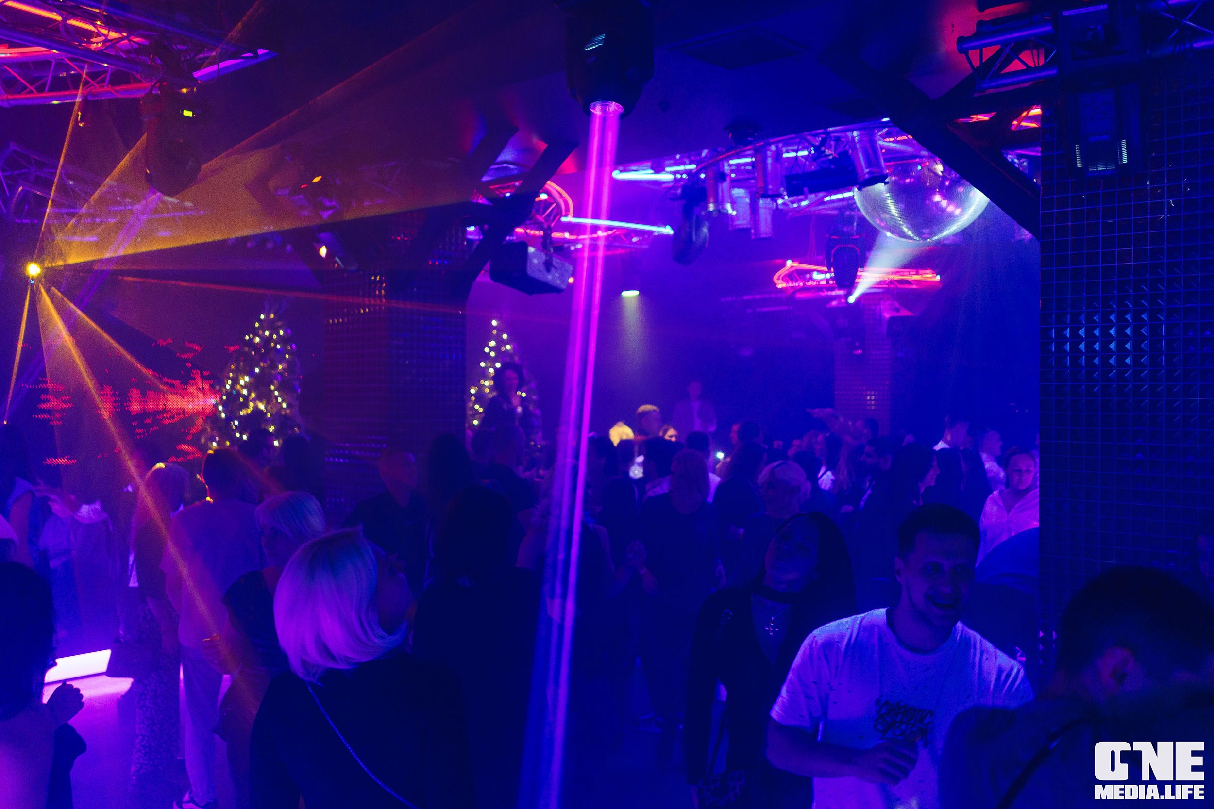 Фоторепортаж из РК Планета. One Media Life: фоторепортажи, фотоотчеты с мероприятий и заведений