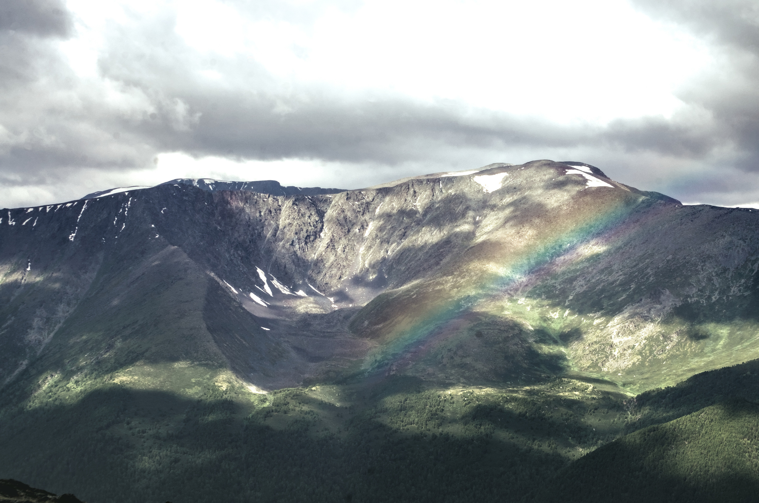 Вид с верхней Кучерлинской тропы, стоянка Каменная изба.