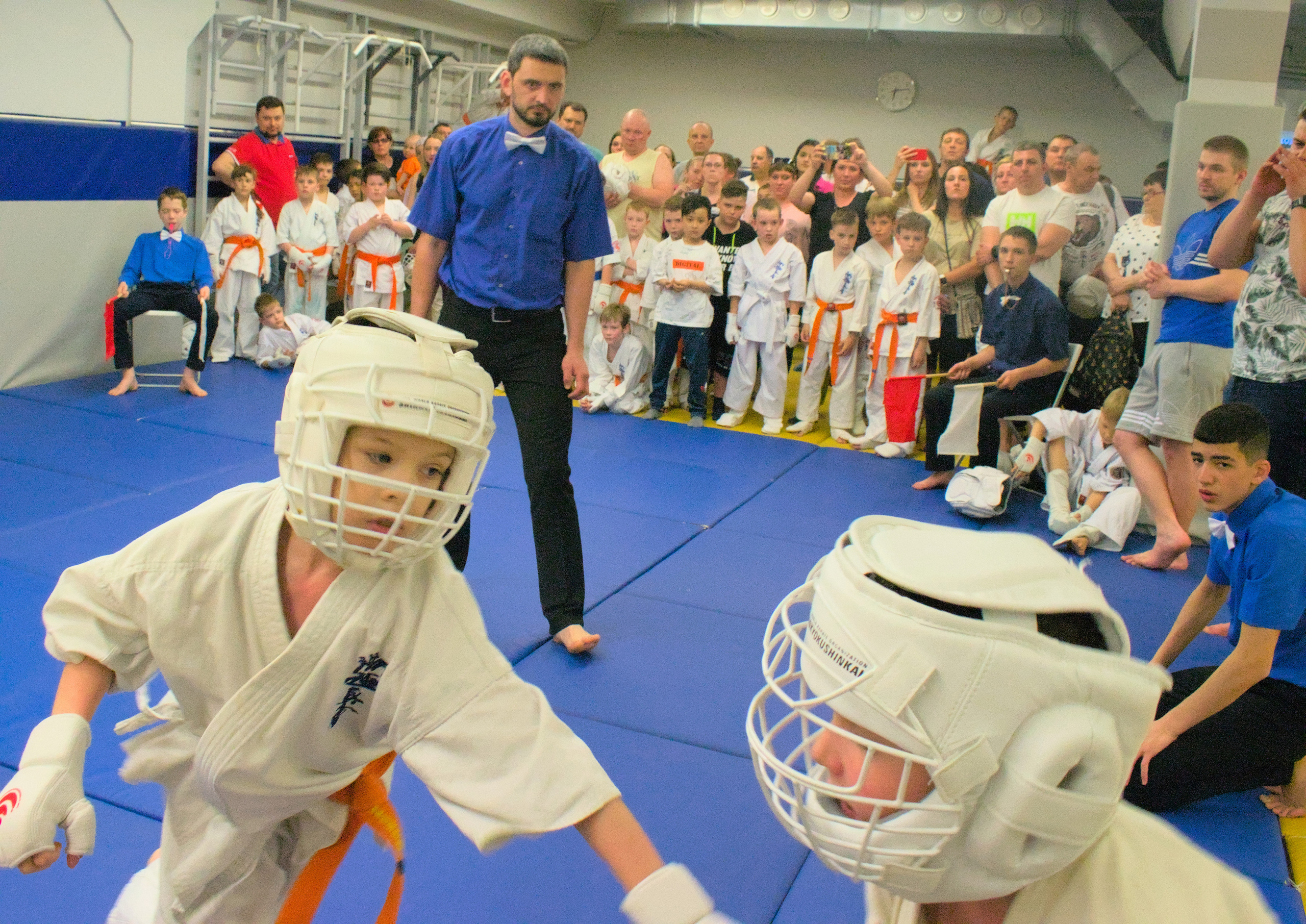 Бой детей карате  киокусинкай, киокушинкай Спортивные фото