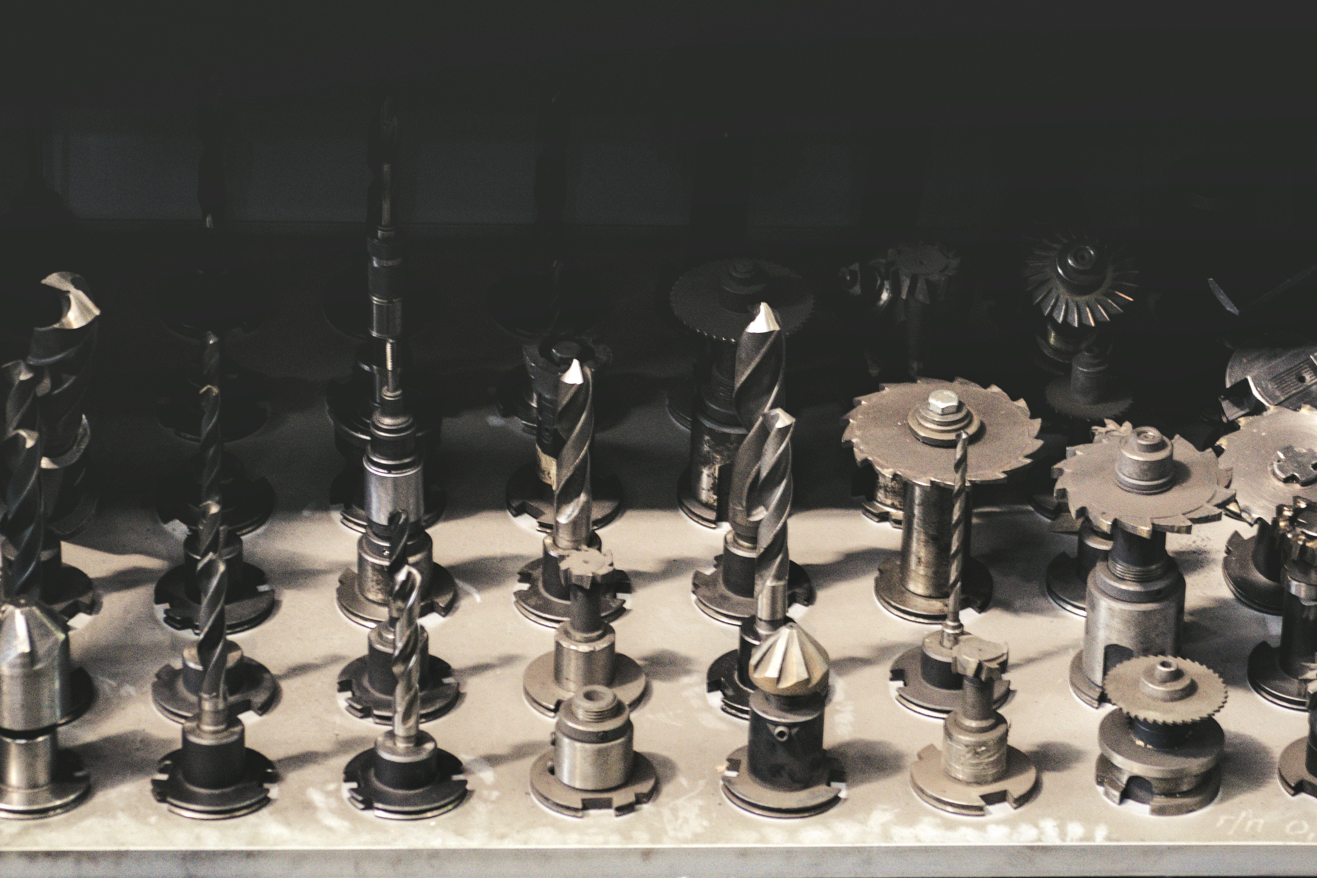 Промышленное фото Производство индустриальная фотография Новосибирск набор фрез