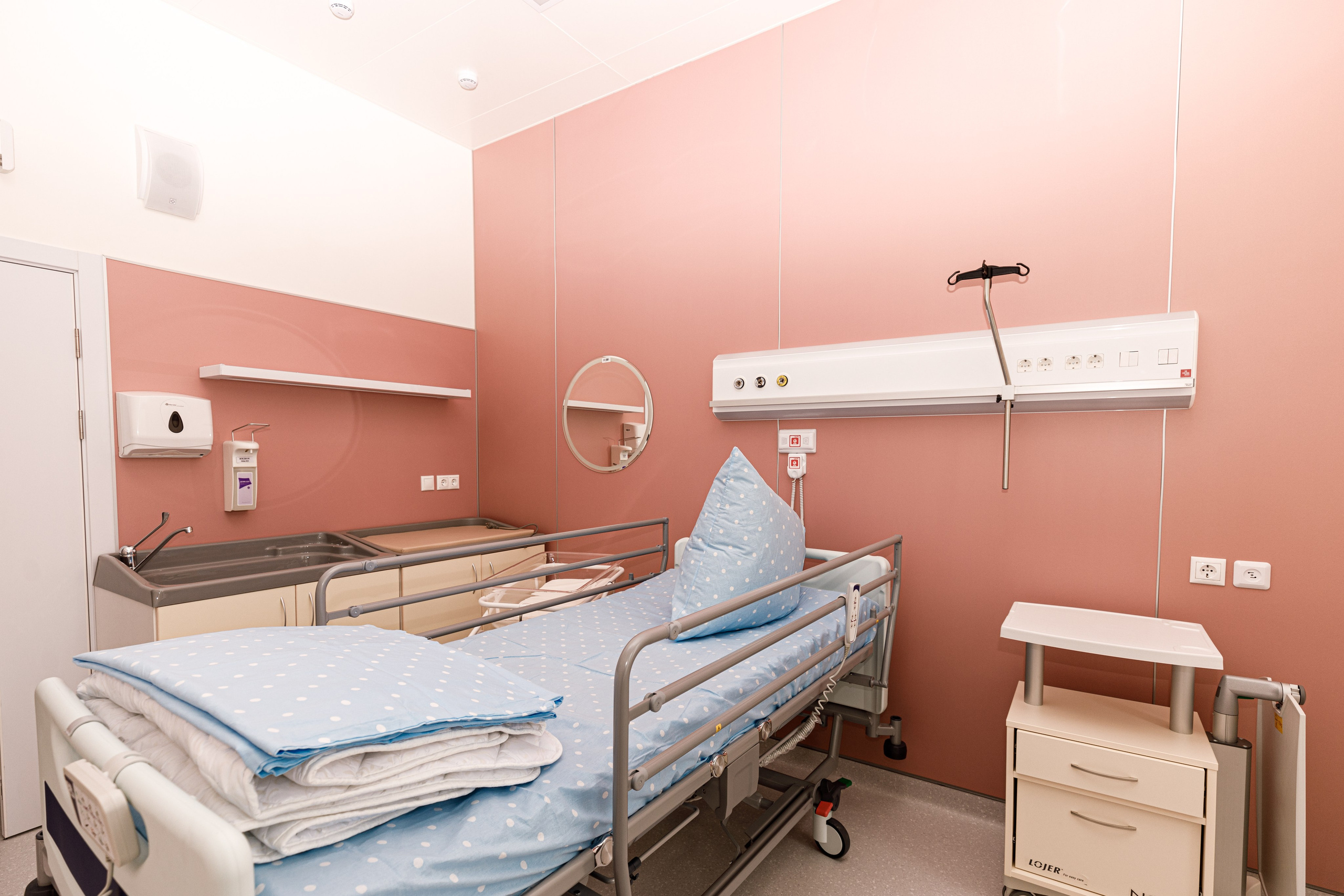 Родильный дом. Фотограф Ольга Эмбер