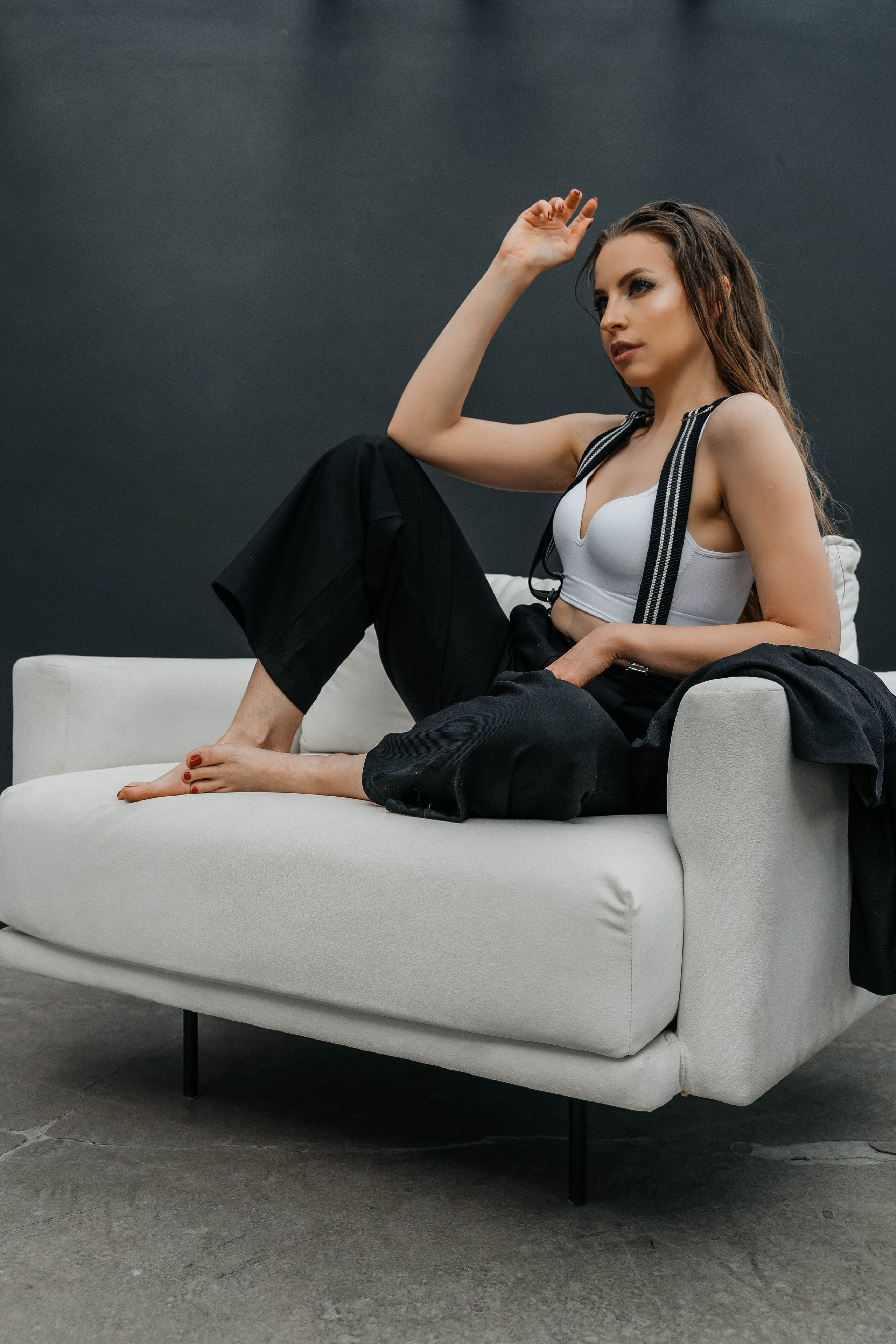 Съемки в интерьере студий. Виктория Алпеева — фотограф по любви