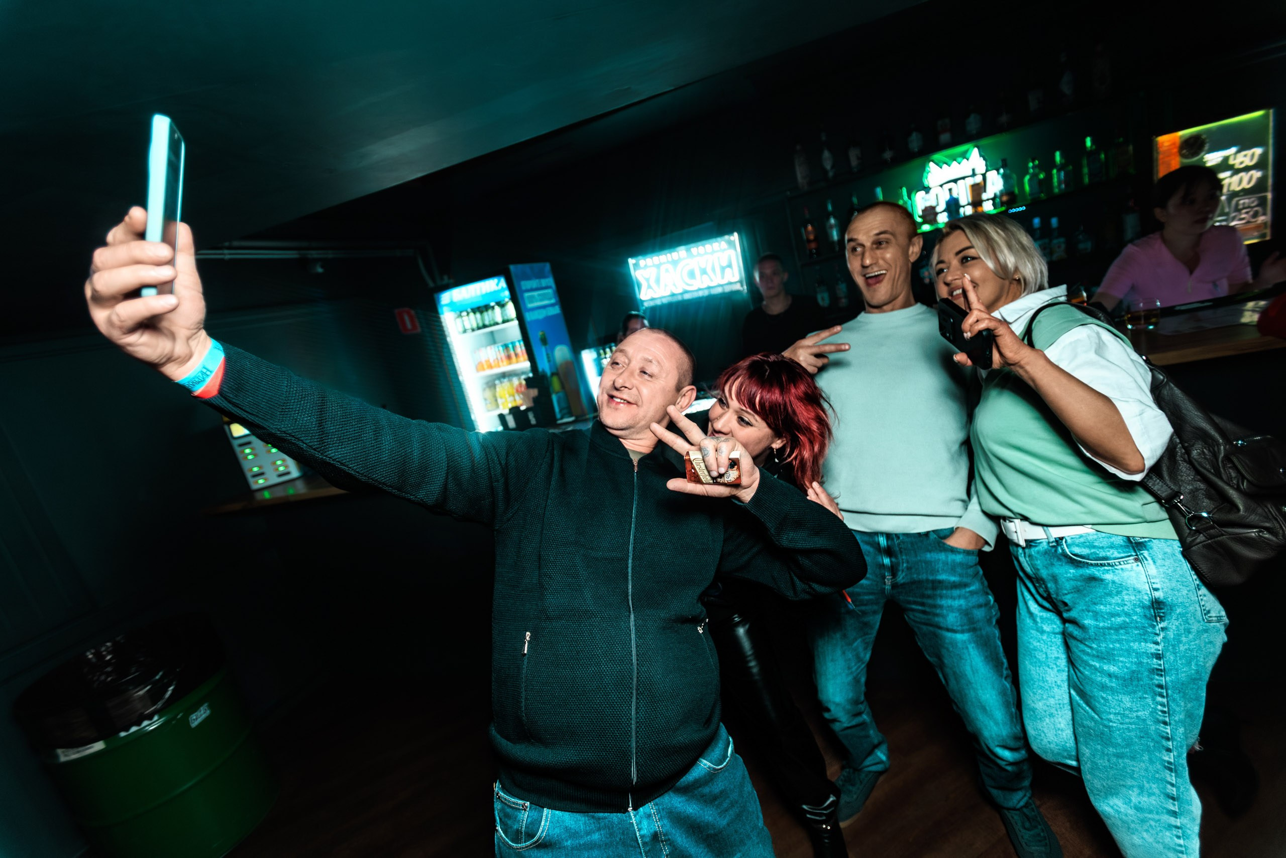 Юность. Репортажный фотограф Екатеринбург | Яркий, качественный репортаж | Концерты, клубы, репортаж, праздники, корпоративы