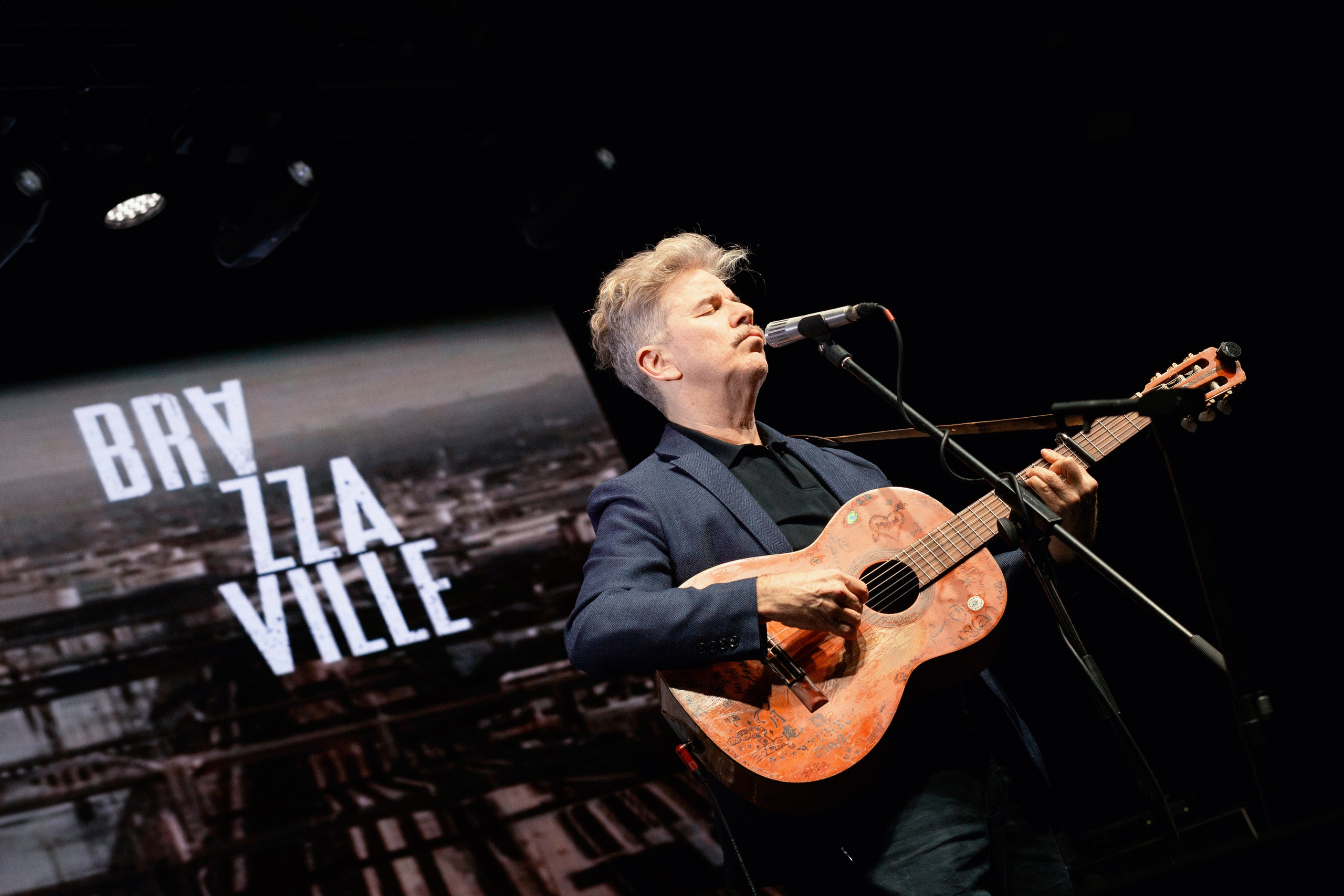 концертный фотограф в Санкт-Петербурге, фоторепортаж с концерта группы Brazzaville в клубе Аврора (Aurora Concert Hall) март 2026