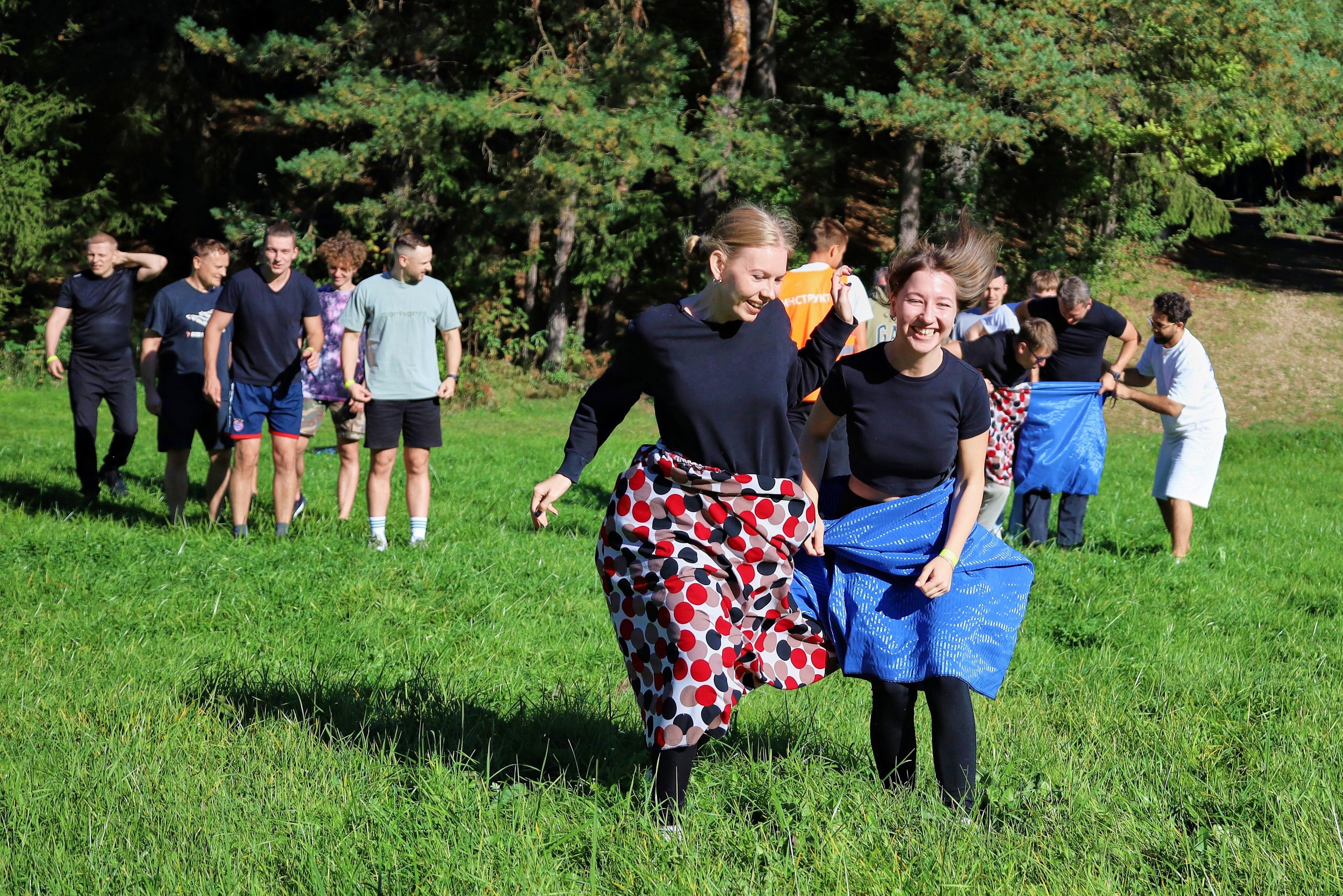 Whitebird — белорусская компания с легальной крипто-лицензией. Репортажный фотограф в Минске. Алексей Матюшков
