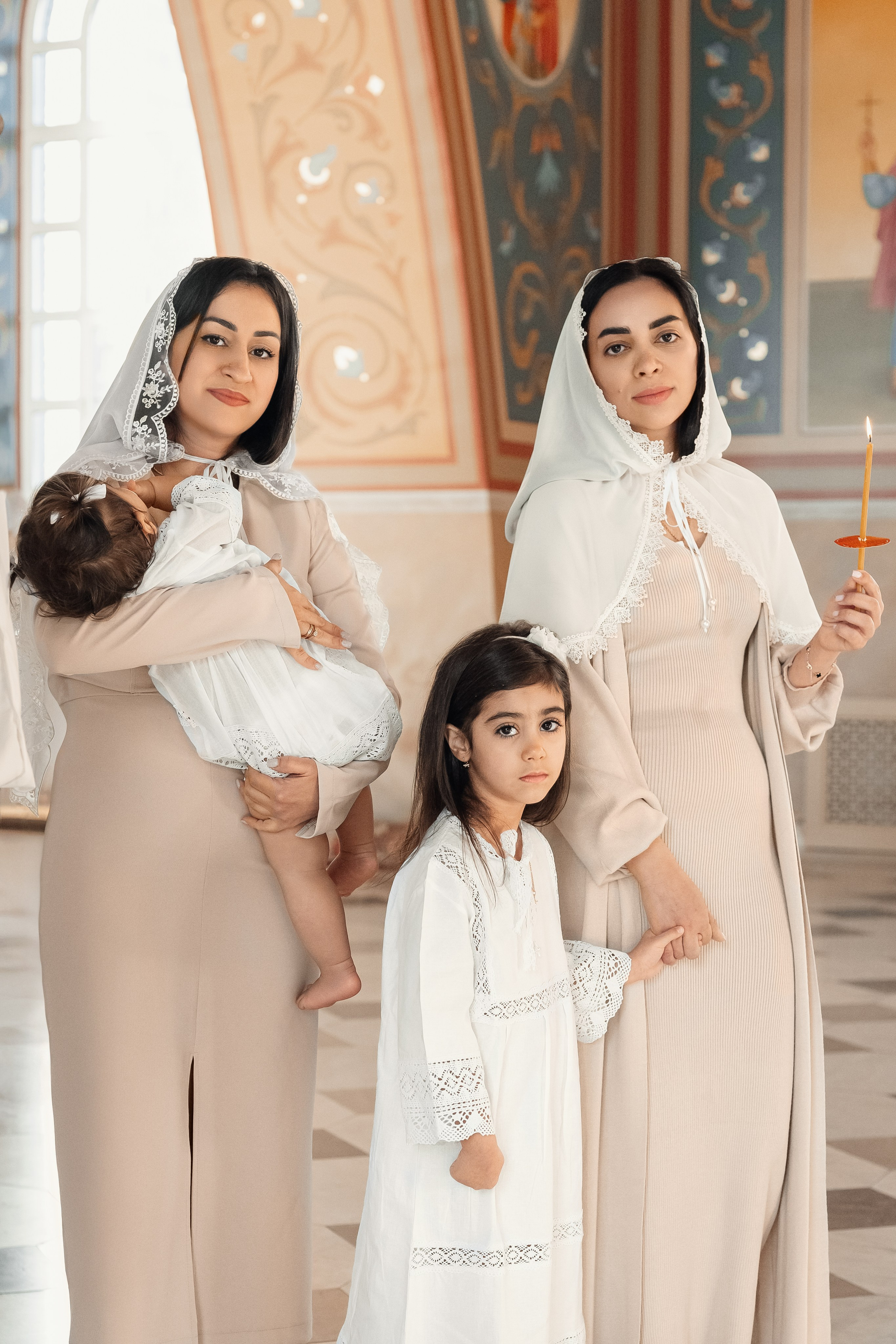 Храм Угрешского. Двойное крещение. Церковный фотограф на Таинство Крещения и Венчания в Оренбурге и Оренбургской области Екатерина Белкина