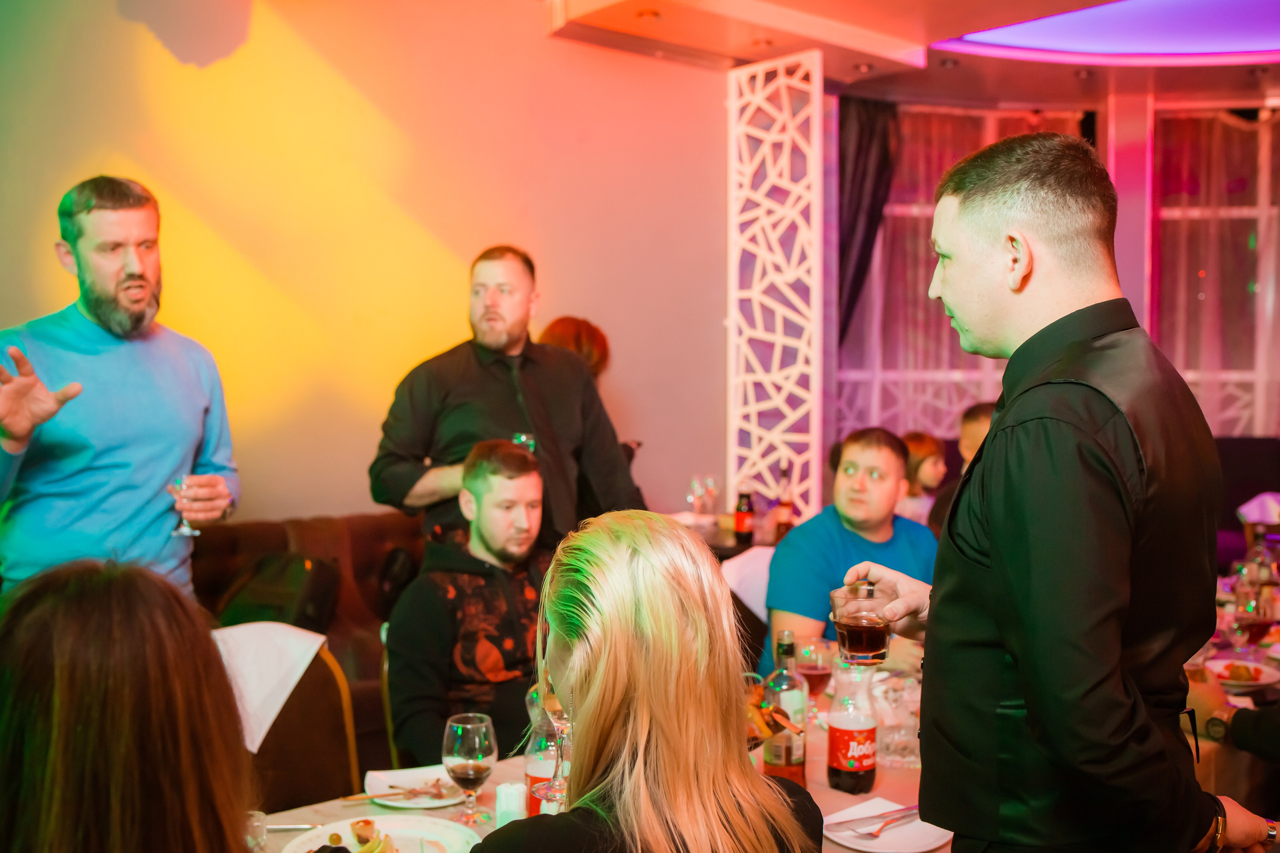 День Рождение Рябинина Ивана. Репортажный фотограф Василий Сазонов в Нижневартовске