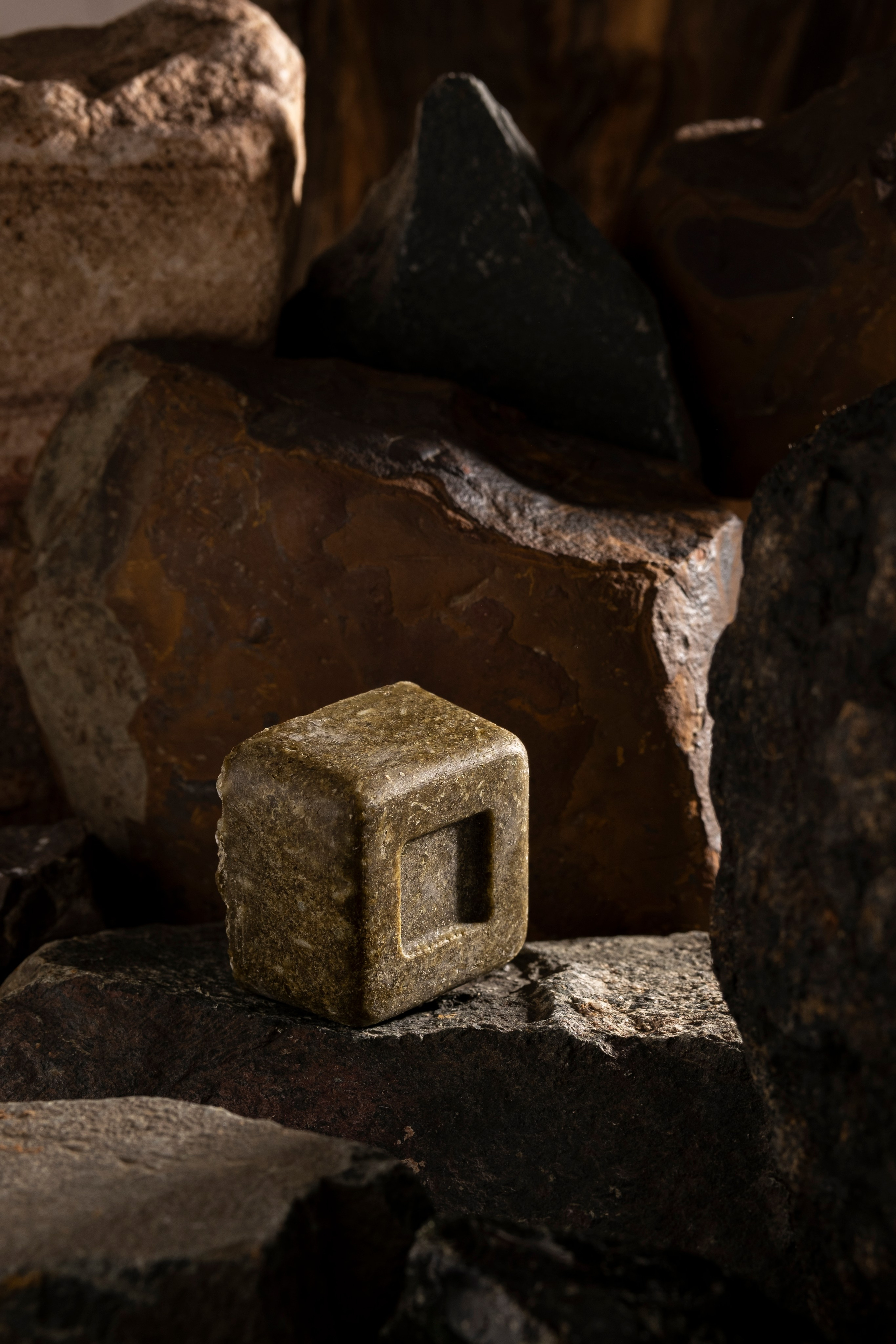 Коммерческая съёмка. Предметный контент — фотограф и видеограф, ИИ генерации в Москве Карсакова