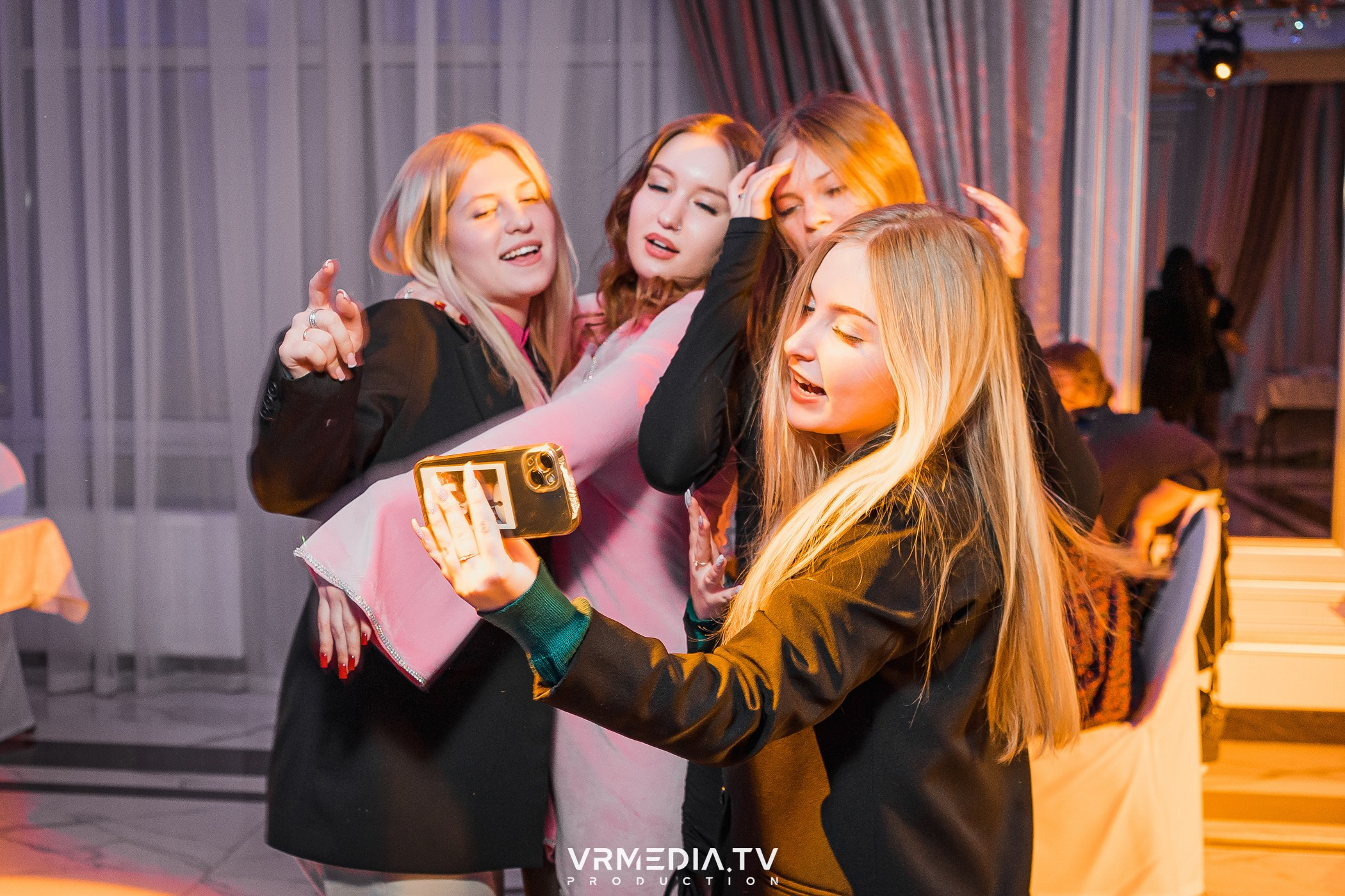 Выходные в ресторане «Лазурный берег»