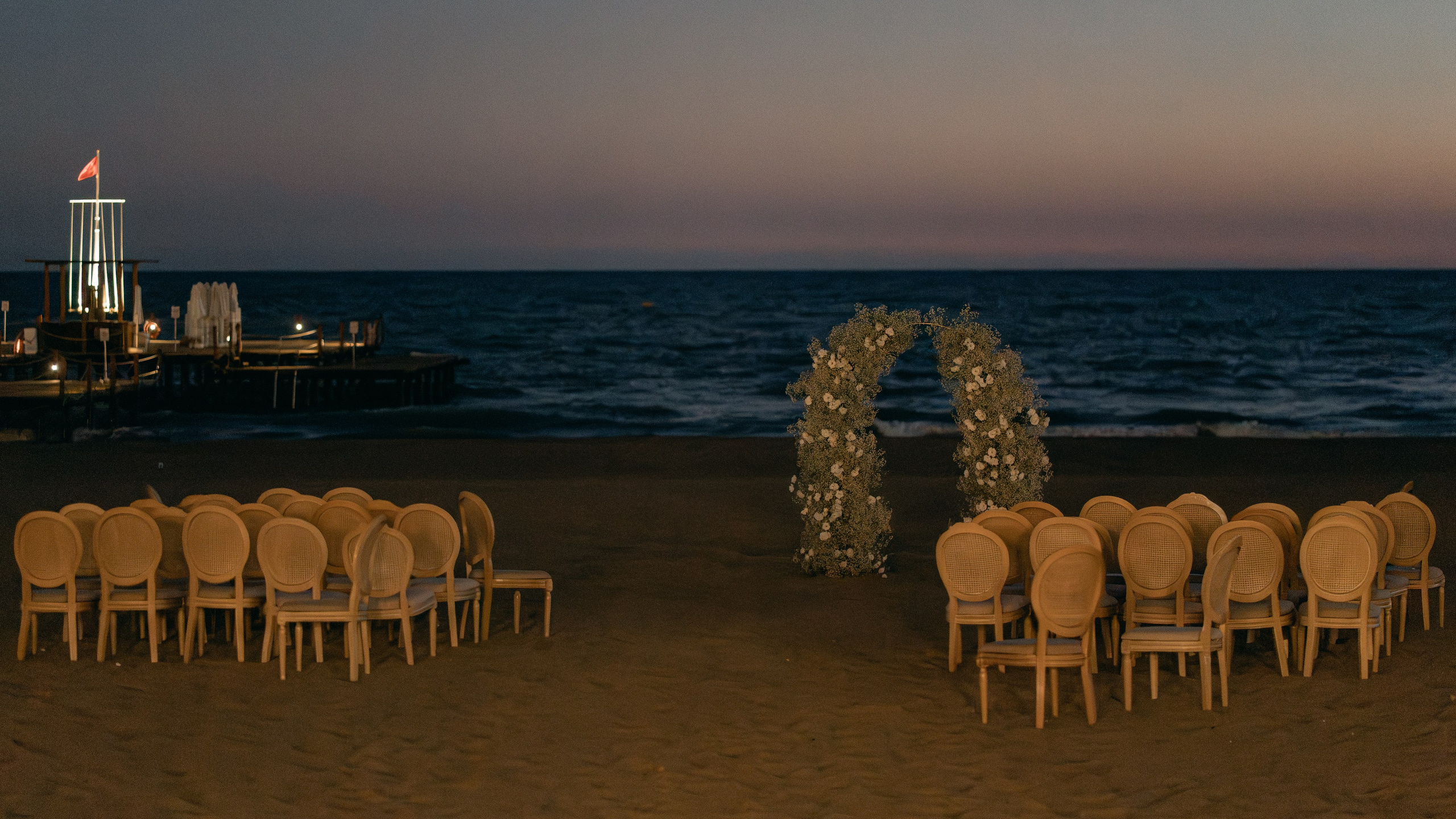 American-Russian Wedding. Wedding & Documentary Photographer based in Nuremberg — available across Europe & Turkey | Vitalii Nasonov