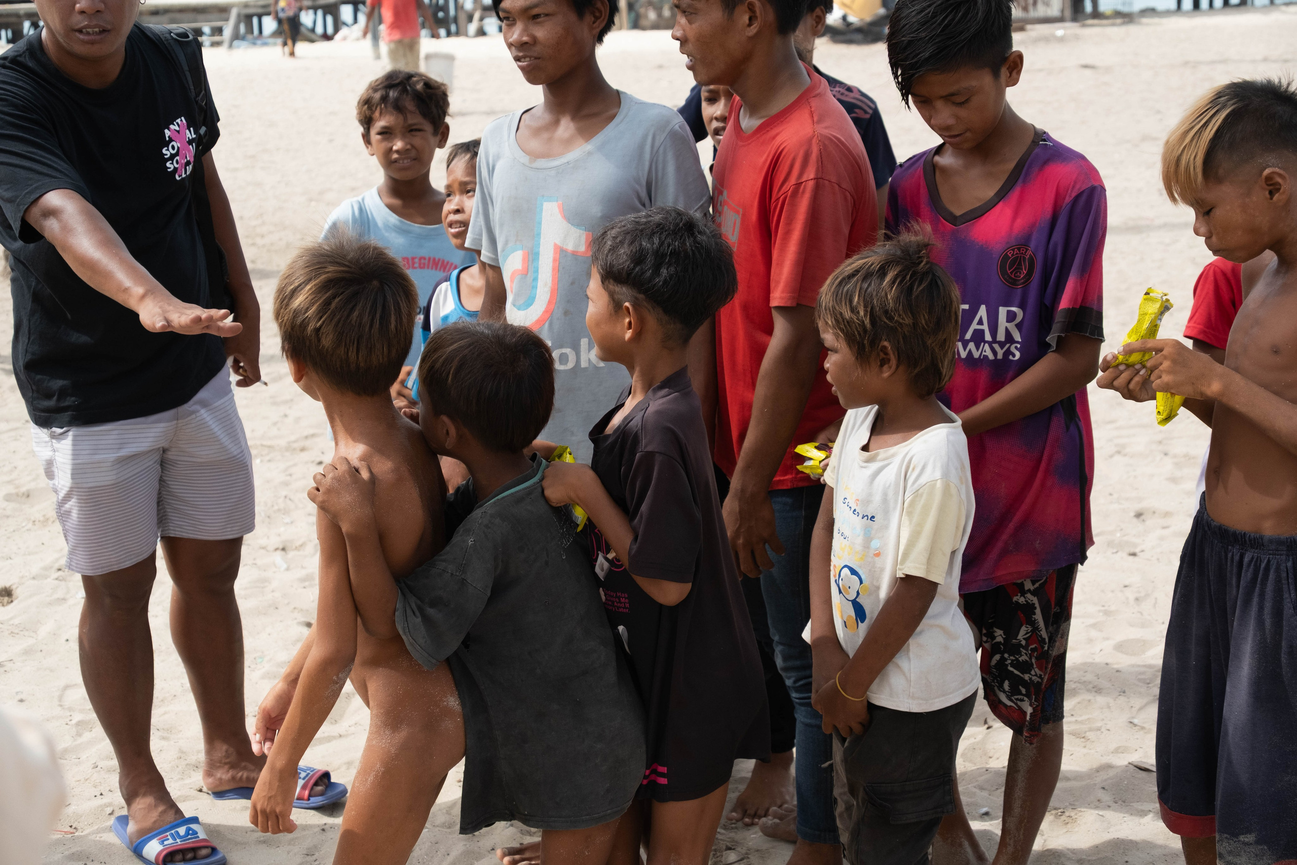 Остров. Цыгане. Фотографии из путешествий