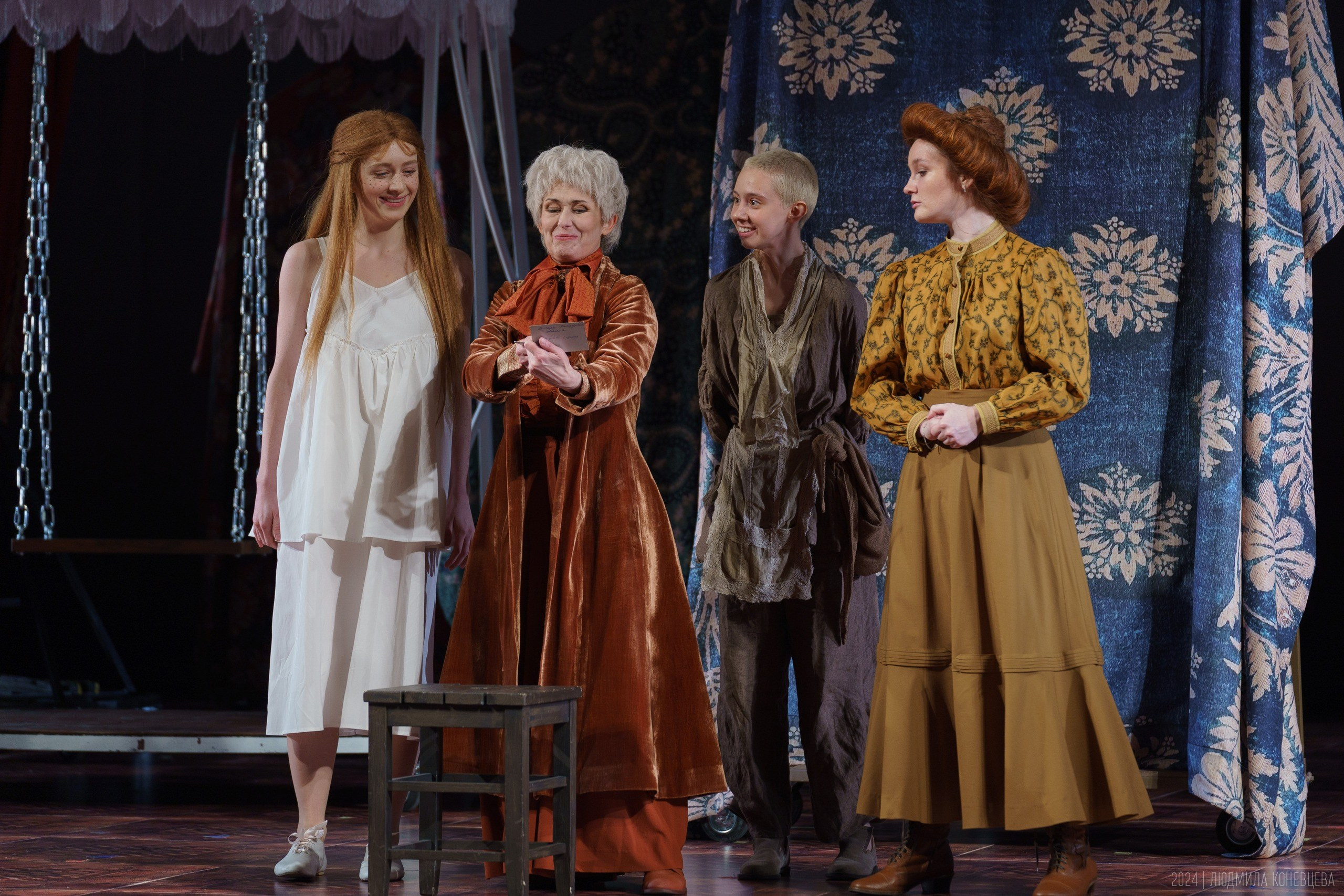 Мастерская Фоменко. «Совер­шенно Неве­ро­ят­ное Со­бы­тие». Постановка Евгений Каменькович. Театральная фотография