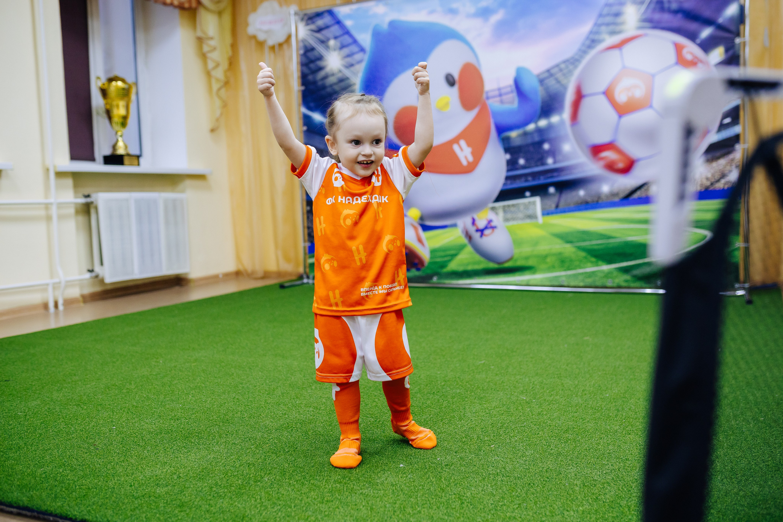 Фотосессия с кубком в детских садах г. Магнитогорска. Денис Прохоров Фотограф в г. Магнитогорск