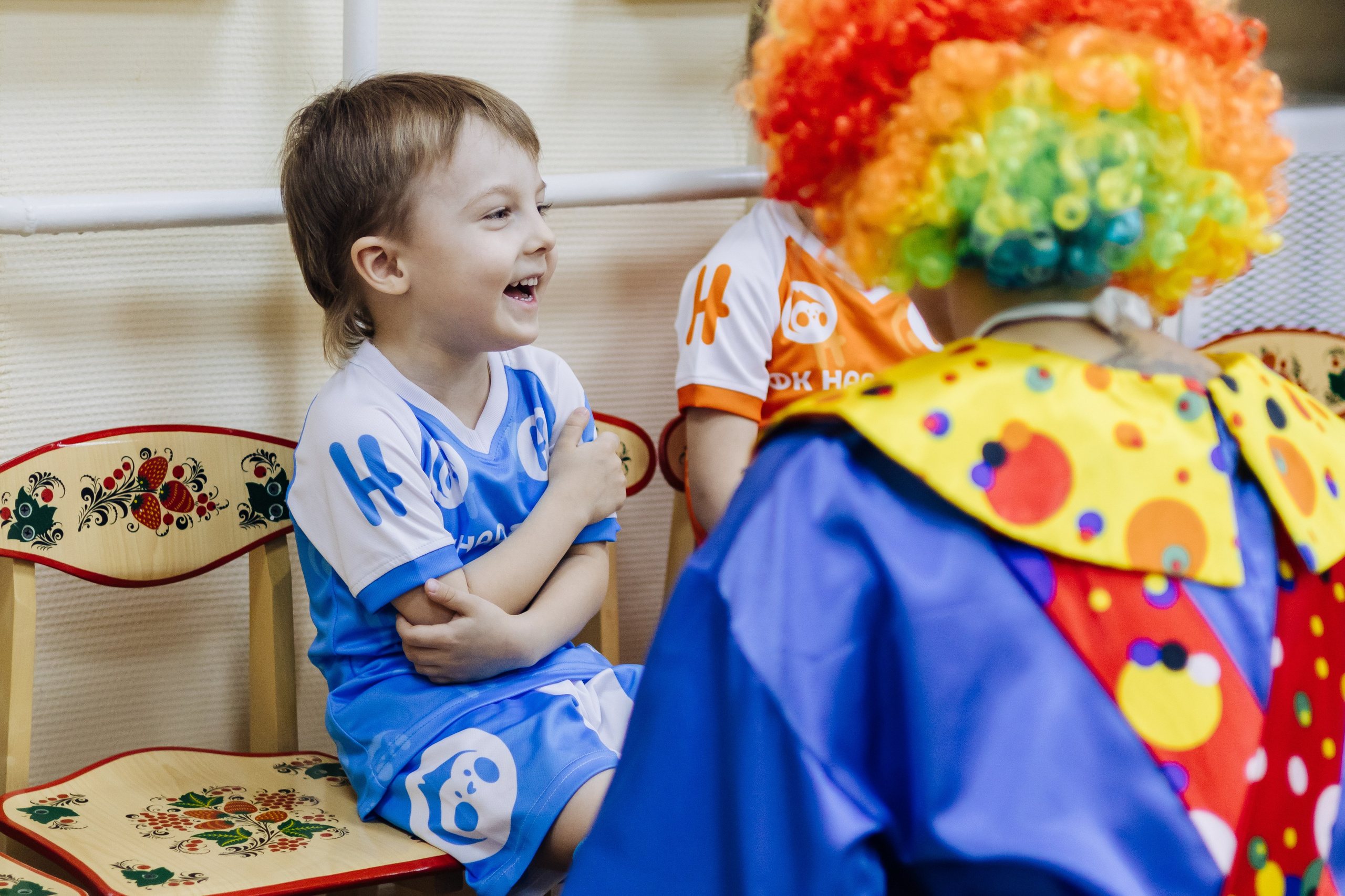 Фотосессия с кубком в детских садах г. Магнитогорска. Денис Прохоров Фотограф в г. Магнитогорск