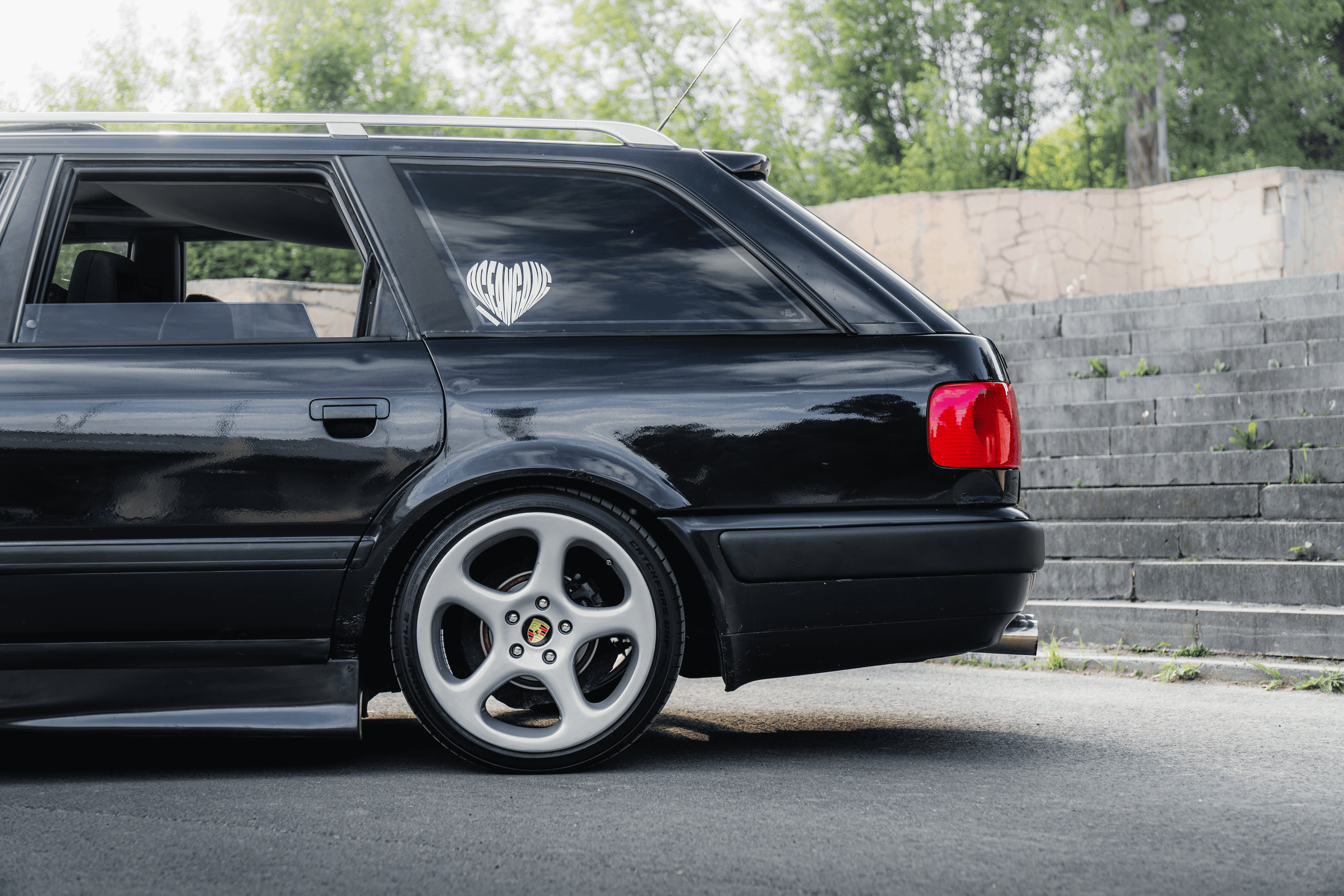 Audi 100 C4 Avant: океан уличной культуры