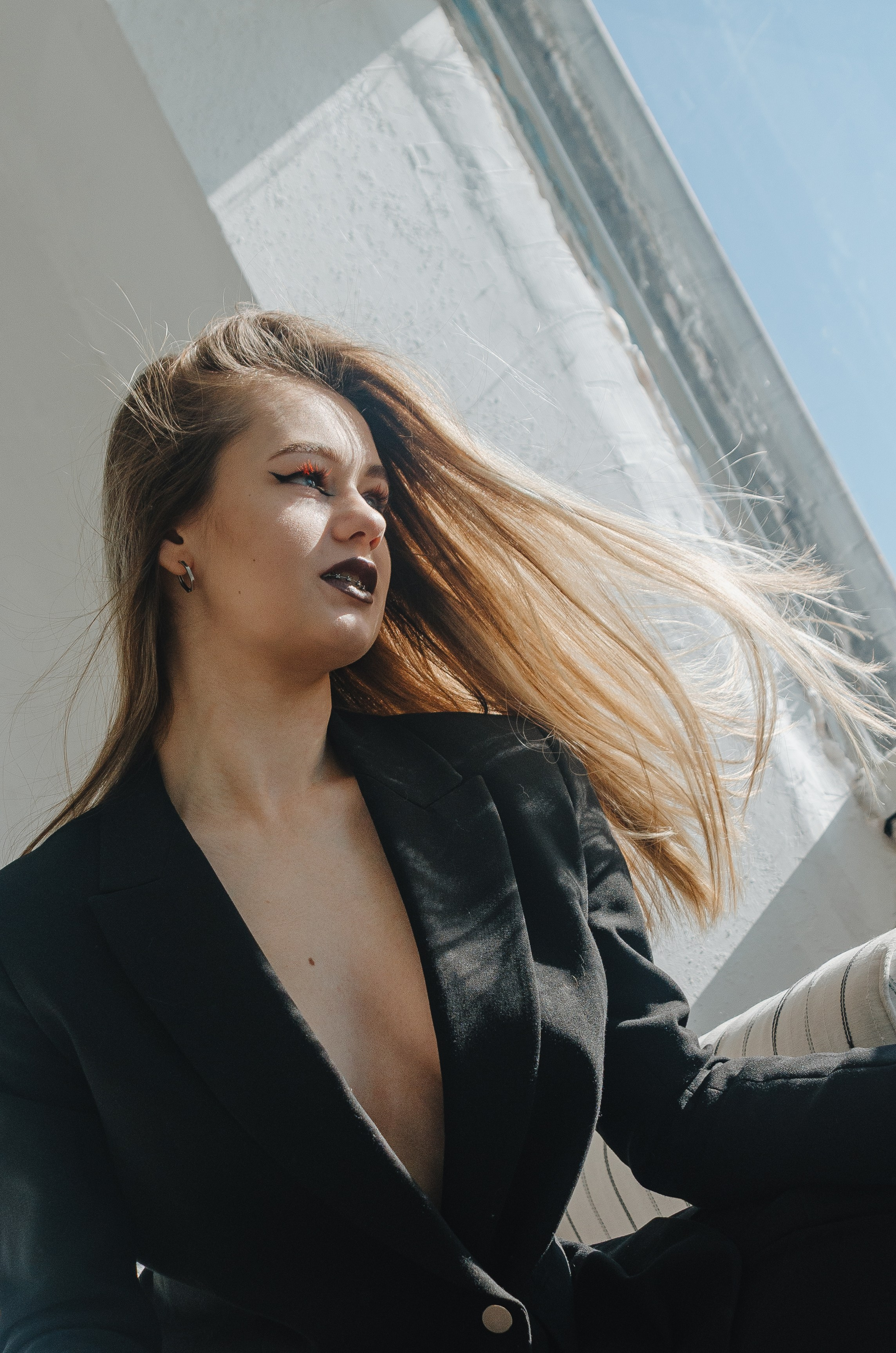 Женская фотосессия в стиле минимализм. Денисова Аля — фотограф для парных съемок и индивидуальных историй в Барнауле