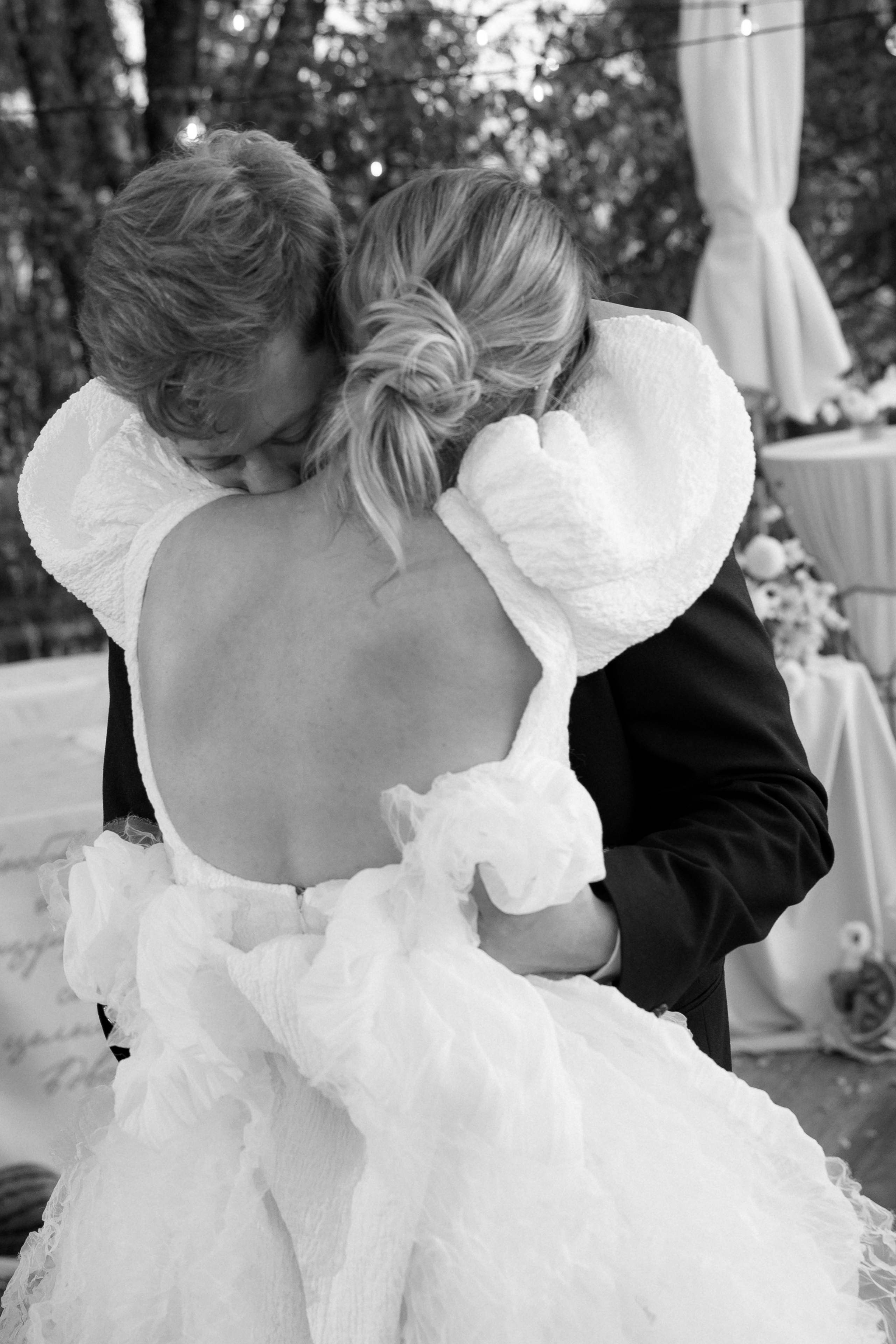 На берегу залива. Свадебный фотограф в Санкт-Петербурге, Москве, СПб Сергей Поддубный