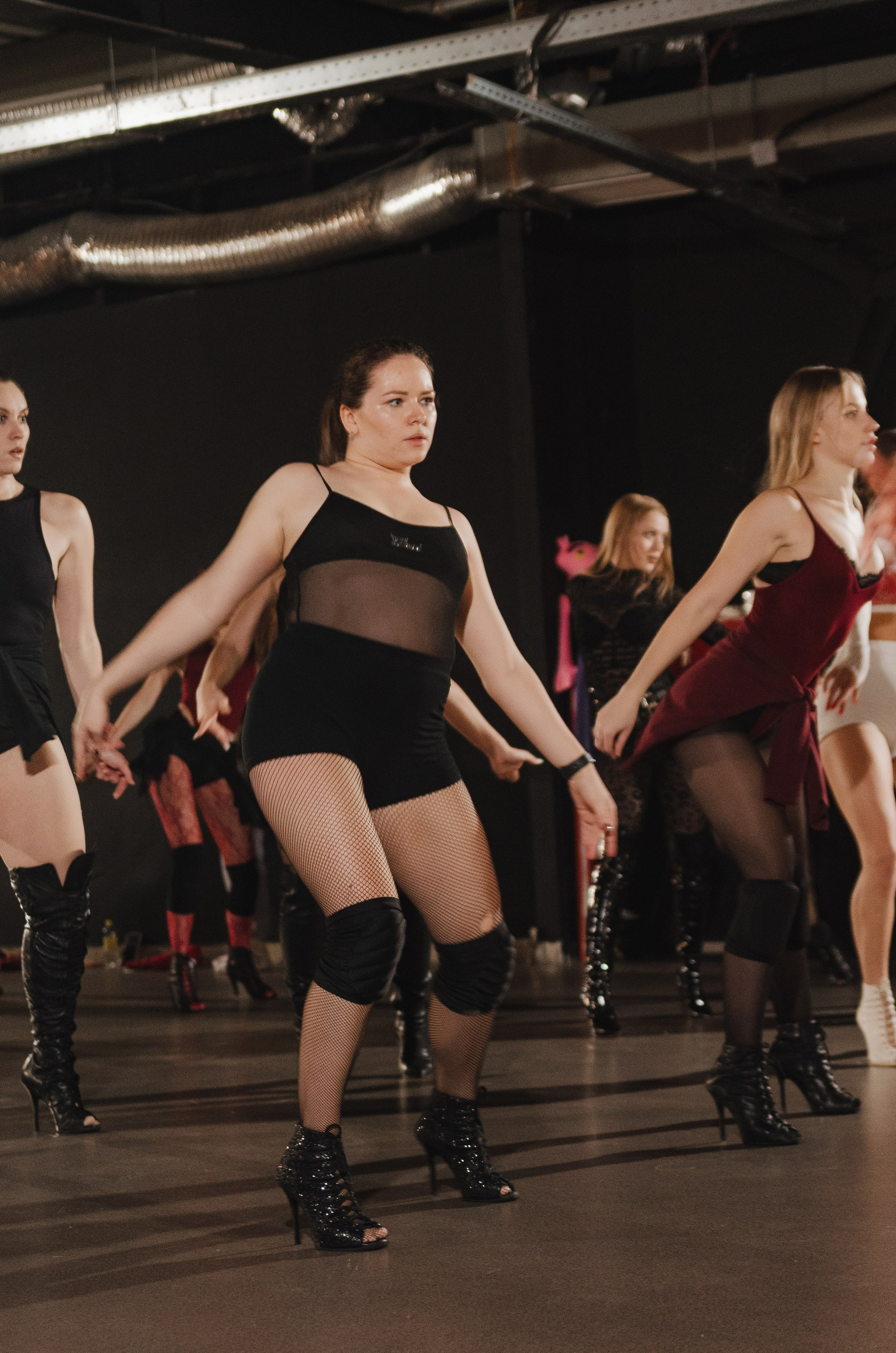 Мастер-классы по High Heels/Girly hip-hop от Оксаны ATTA. Денисова Аля — фотограф для парных съемок и индивидуальных историй в Барнауле