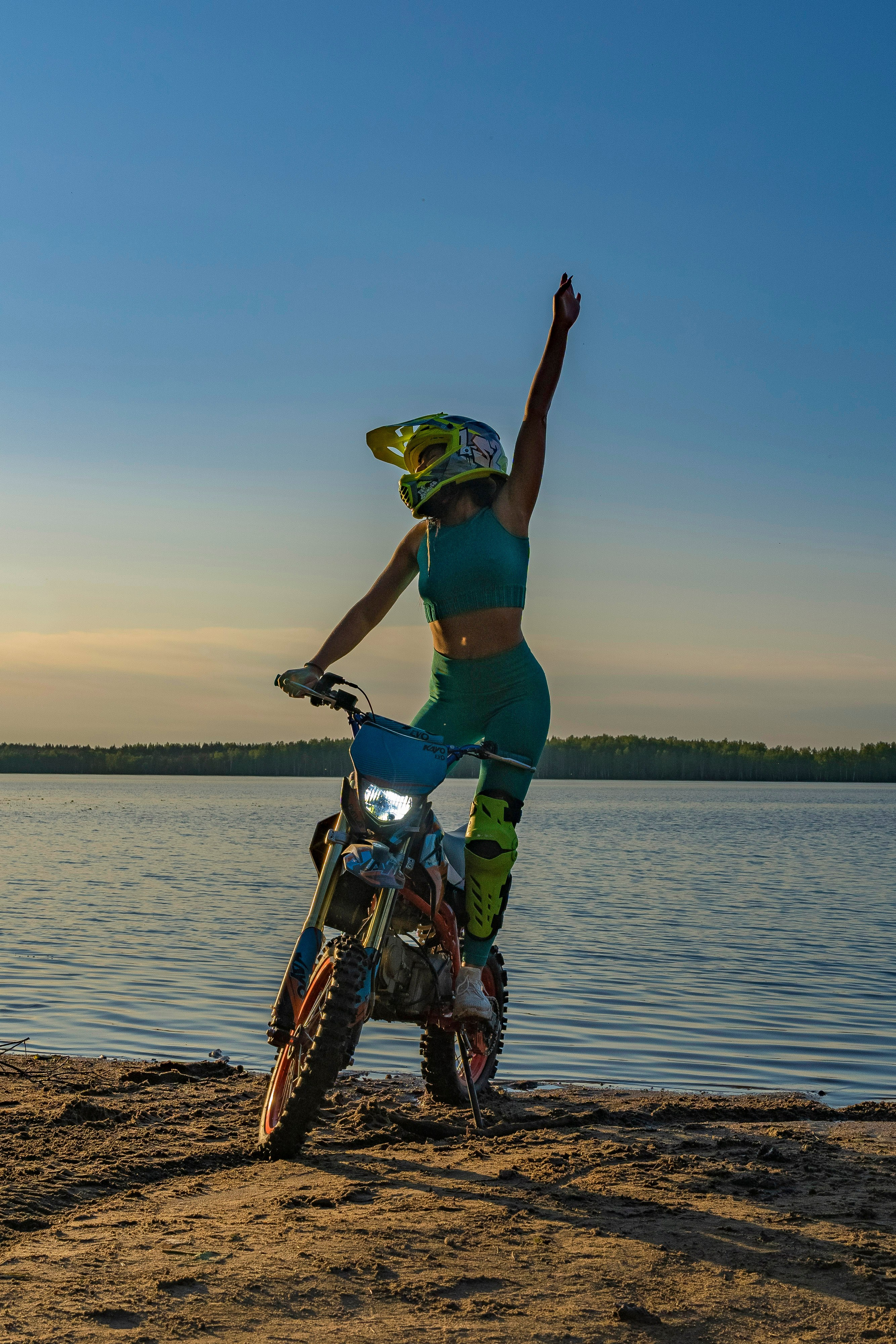 Екатерина. Графический дизайнер Илья Левченко