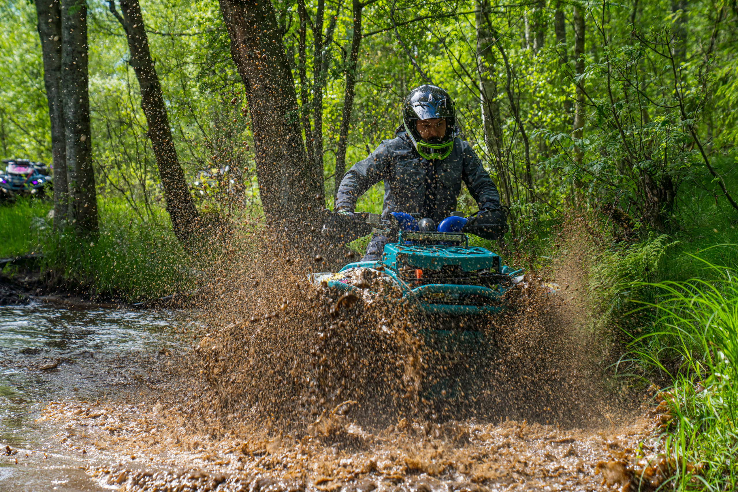 RazVolution. Графический дизайнер Илья Левченко