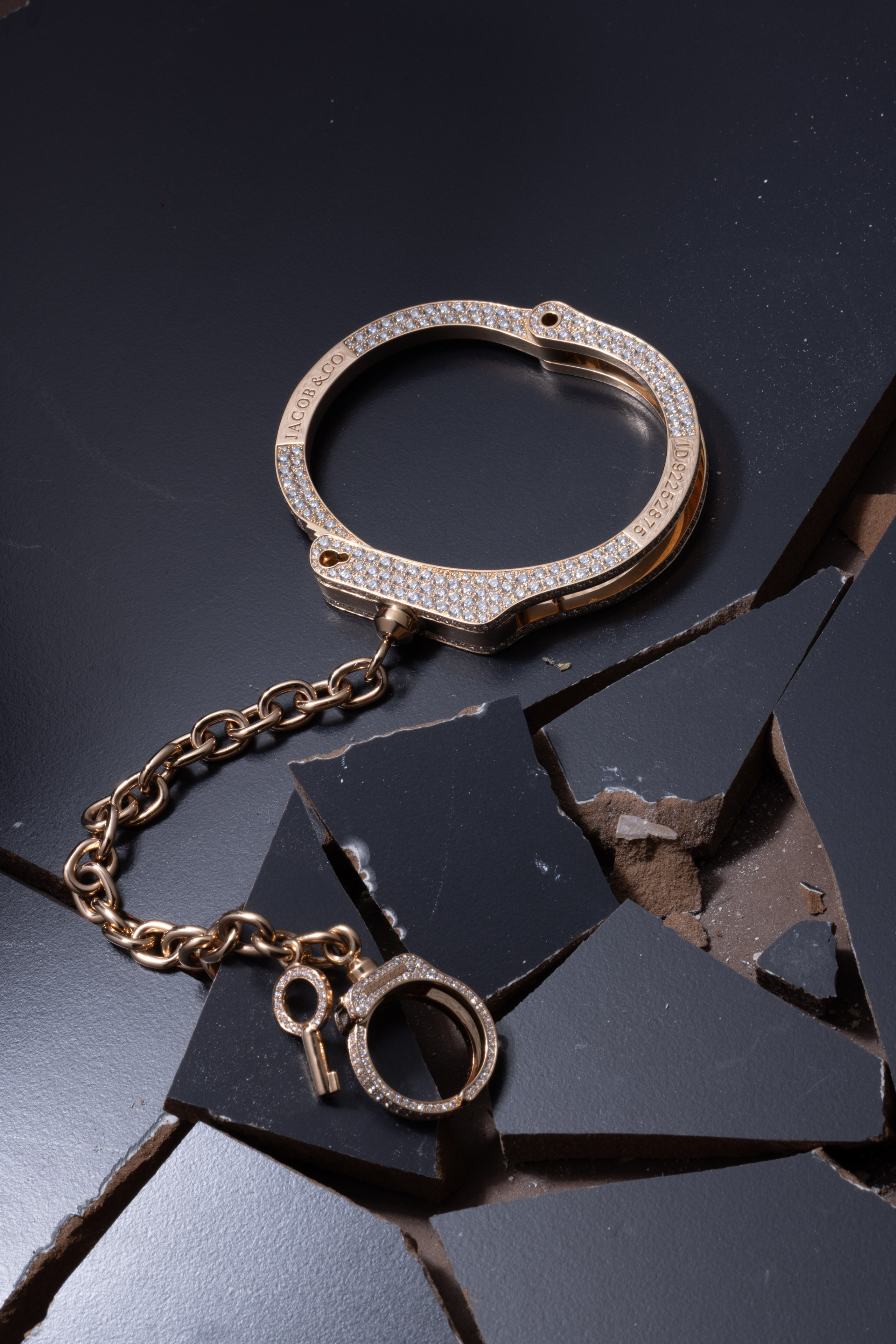 JEWELRY. PROFESSIONAL RETOUCHING SERVICE