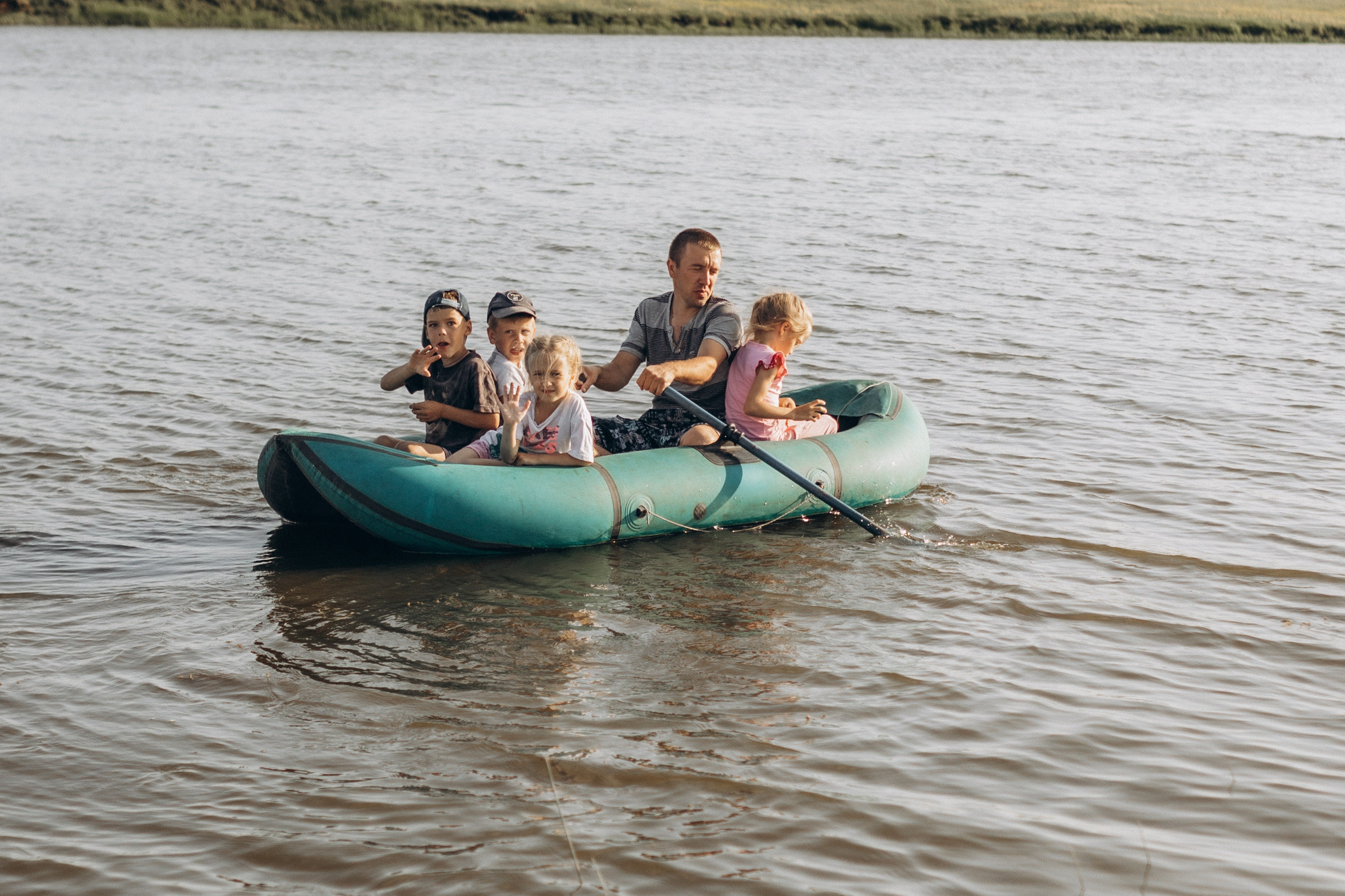 Семейная рыбалка. Семейный фотограф lifestyle в Новосибирске Елена Шпилевая