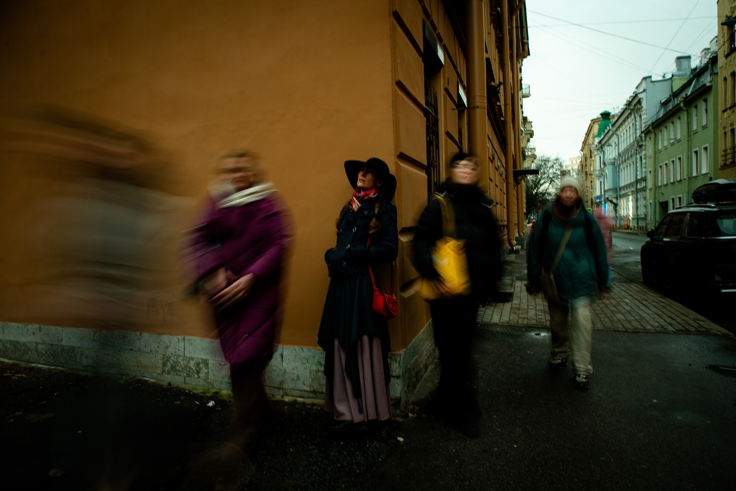 Снова стою одна…. Фотограф Крещение Венчание Москва