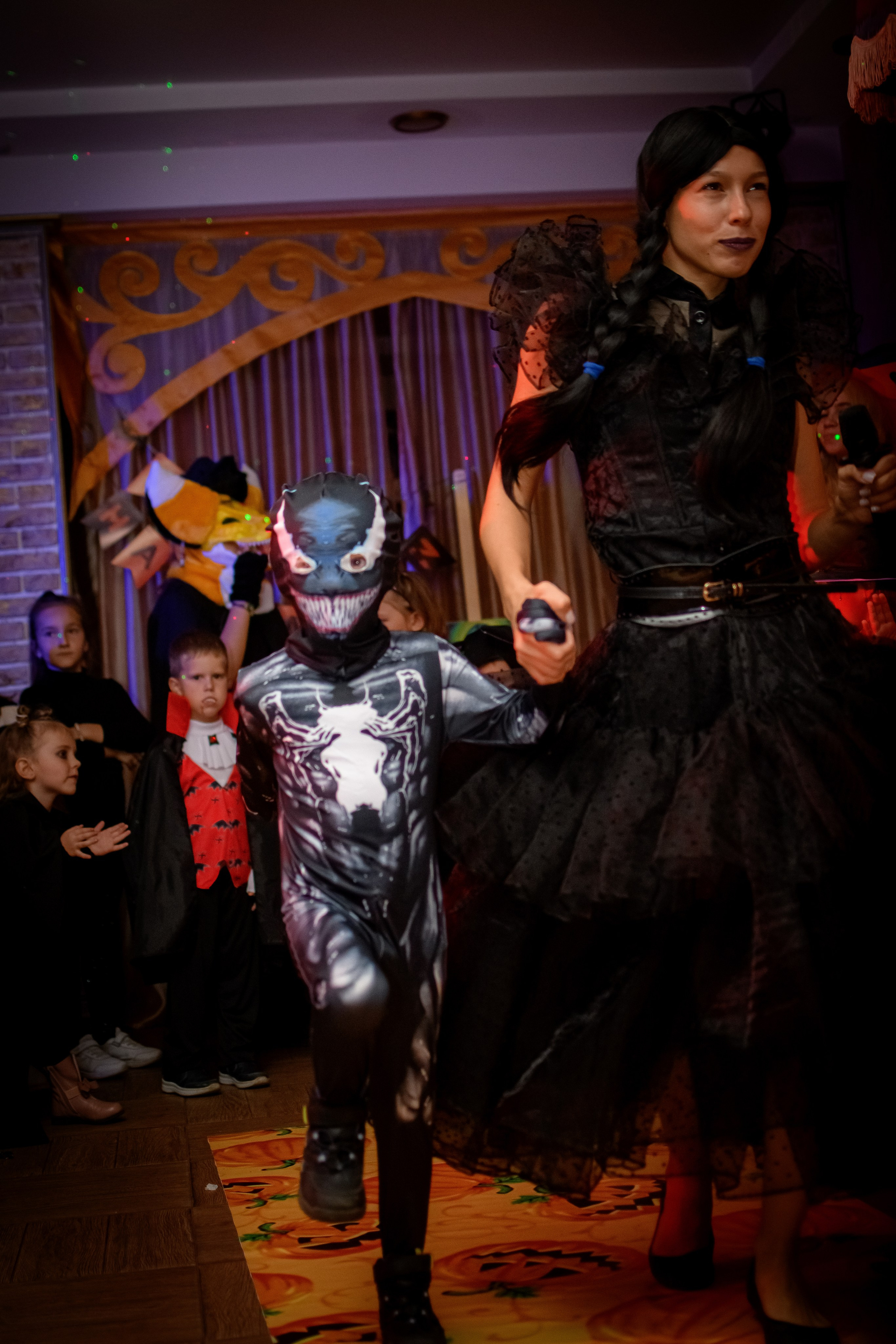 HALLOWEEN. Photokarish