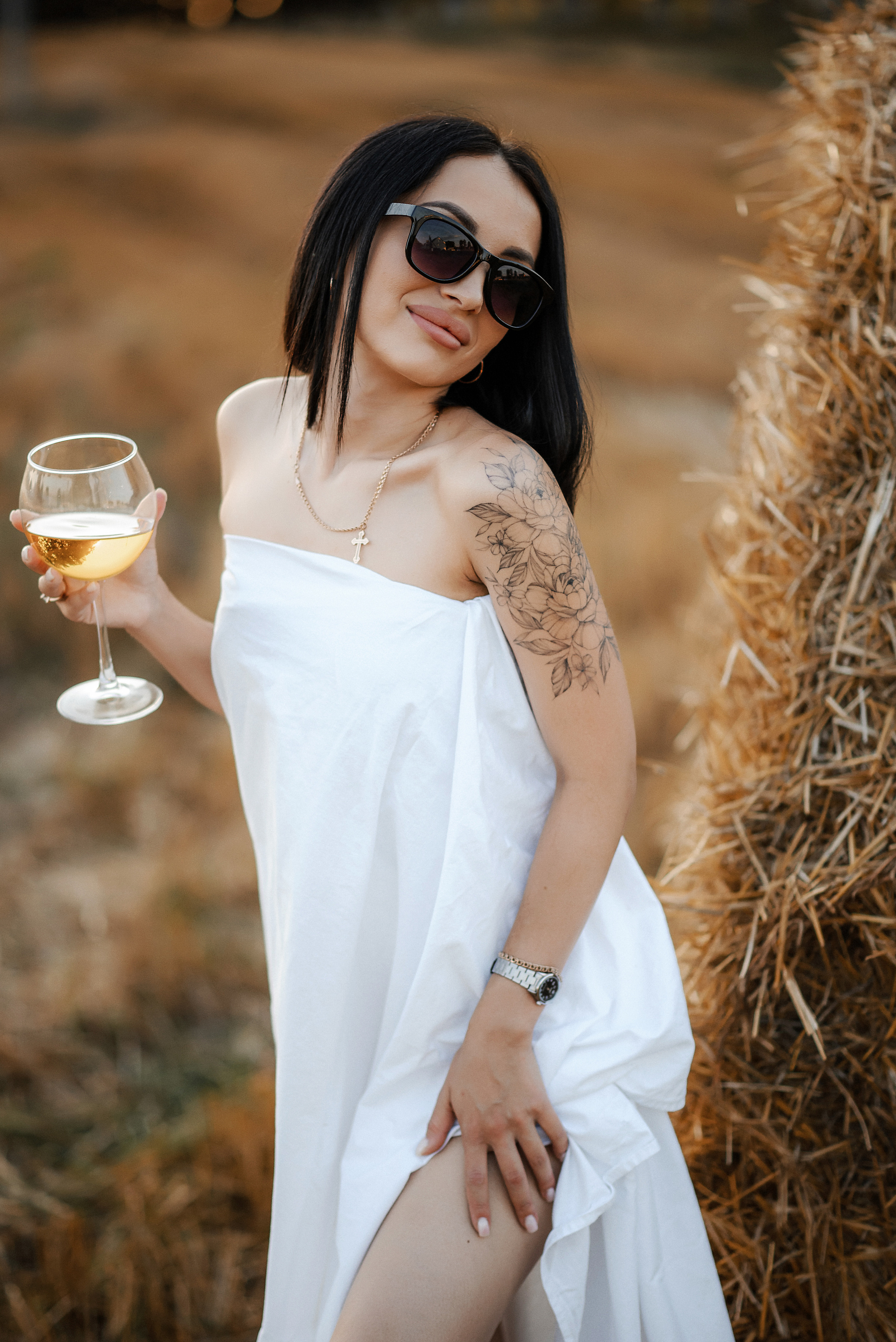 Женский портрет в поле. Свадебный и семейный фотограф в Краснодаре