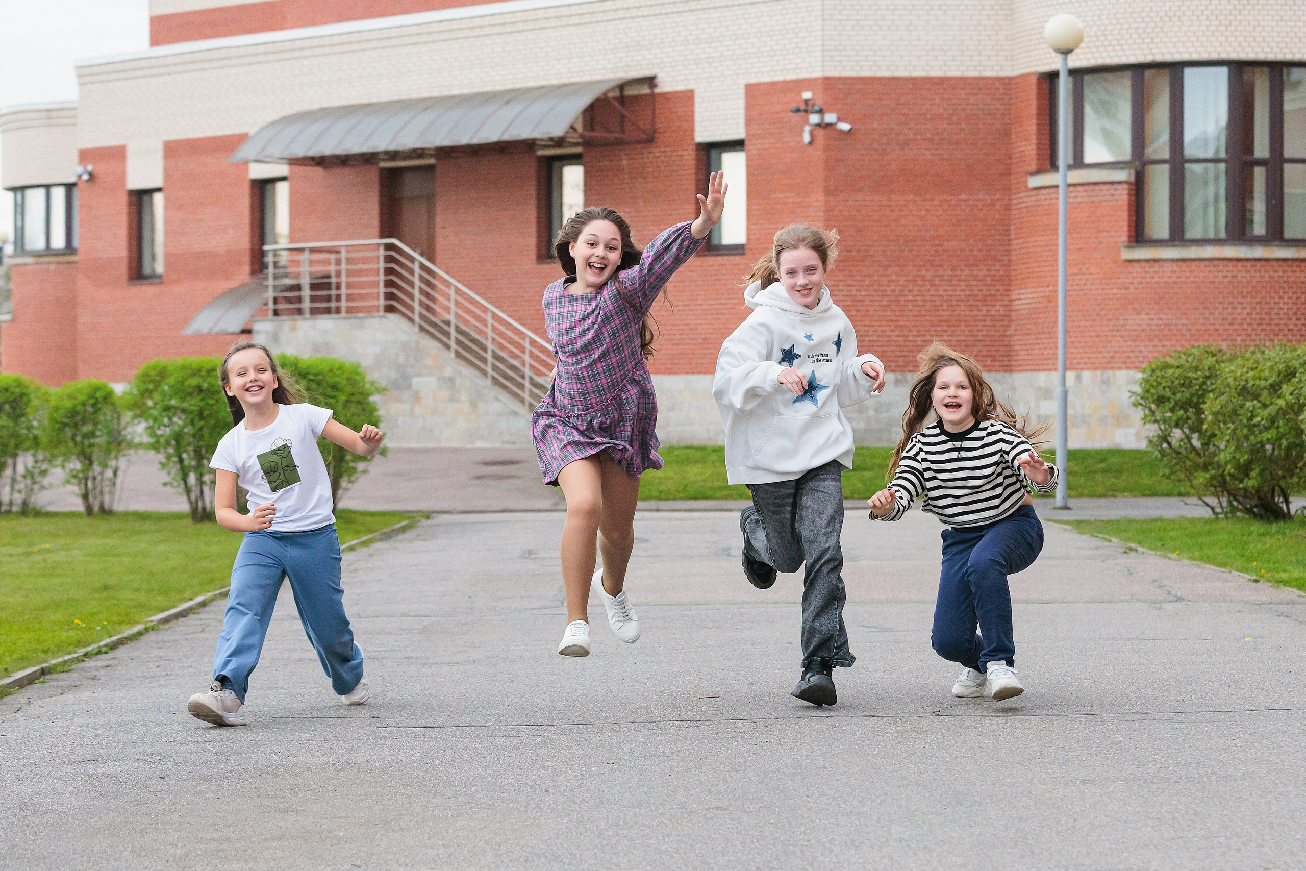 Фотосъёмка для выпускных альбомов из начальной школы. Свадебный, семейный, детский фотограф в Санкт-Петербурге