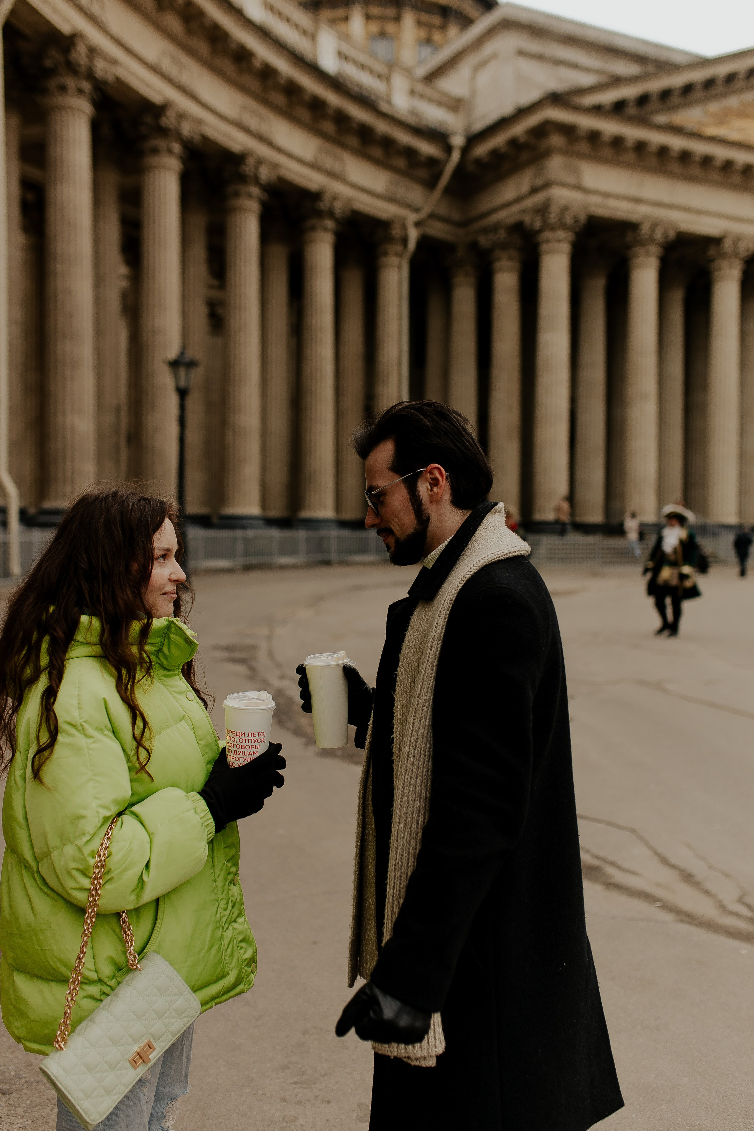 Фотопрогулка по весеннему Петербургу для двоих. Фотограф в Санкт-Петербурге Лиза Семченкова