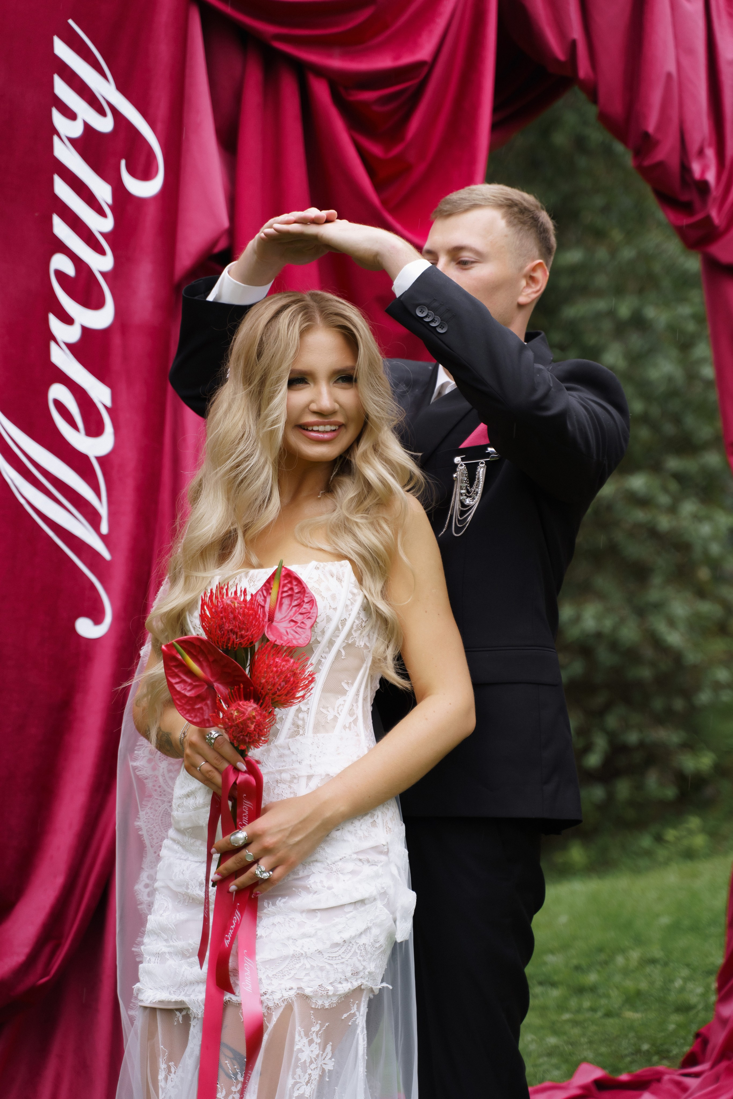 Максим и Алина. Свадебный фотограф Анастасия Хабарова в Новоуральске и Екатеринбурге