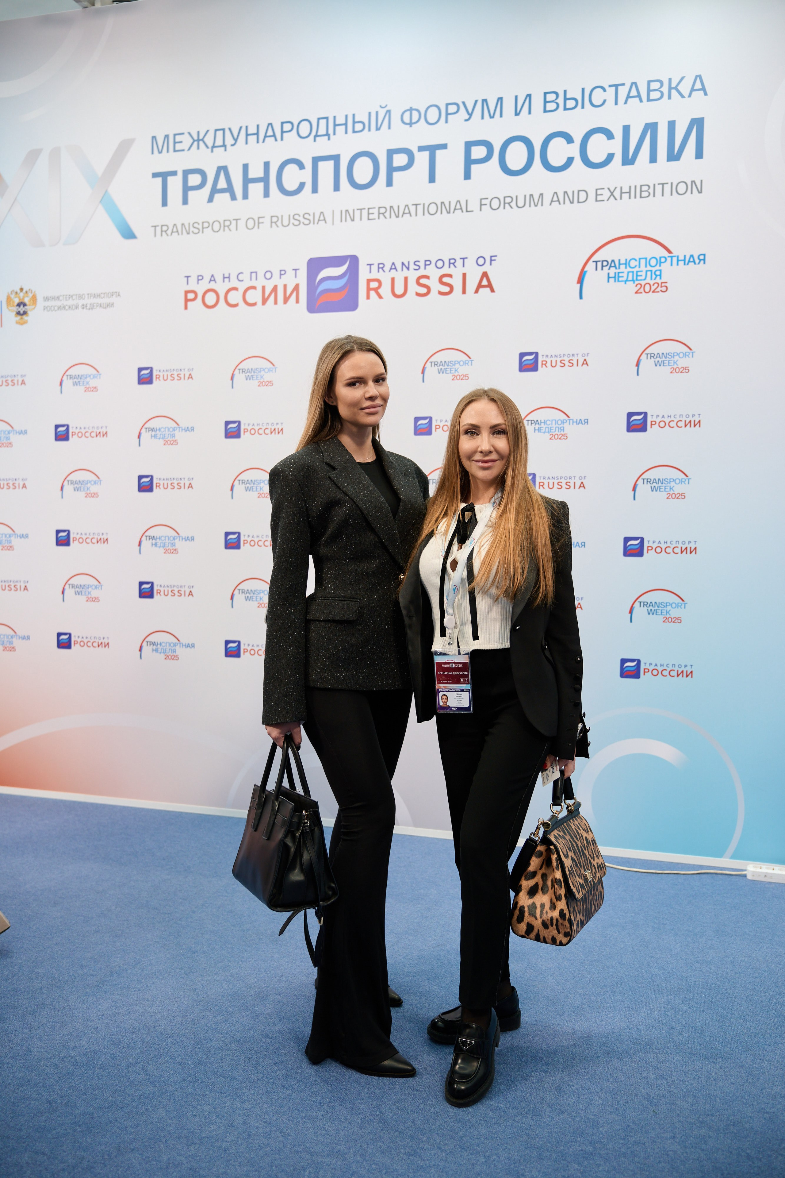 19 Международный форум и выставка Транспорт России. Сергей Богомолов. Свадебный и семейный фотограф