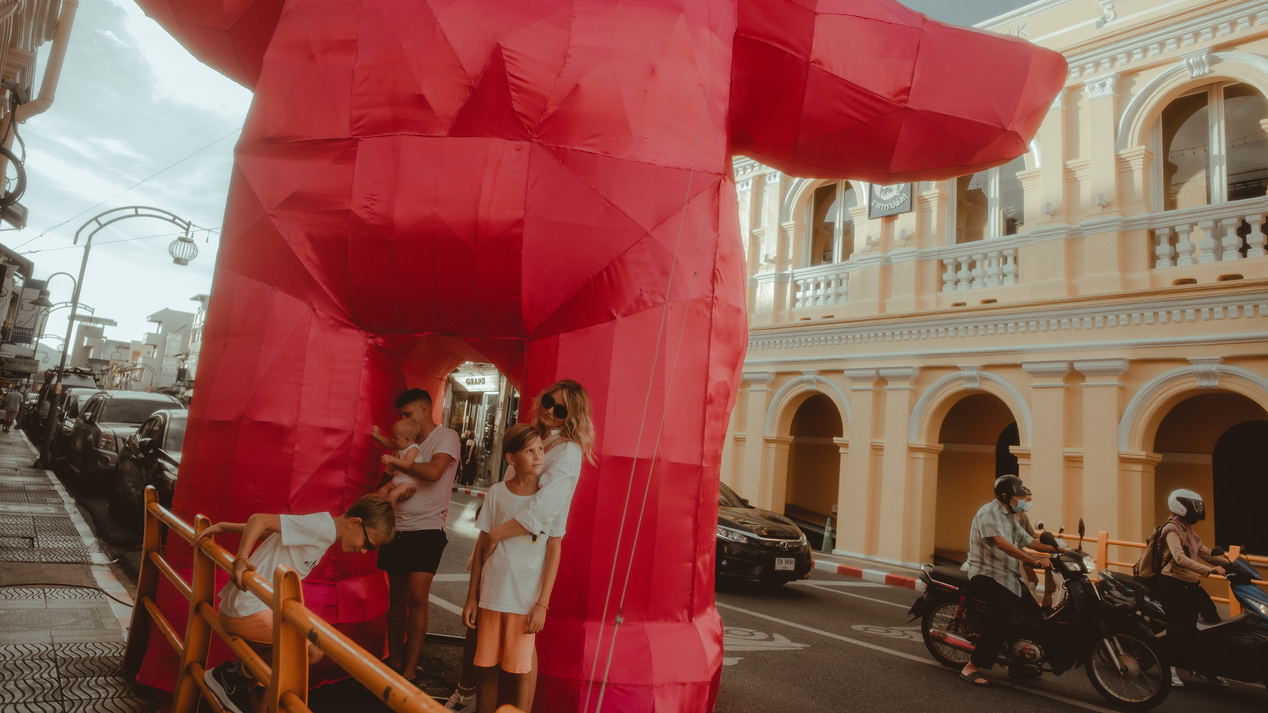 ТАЙСКАЯ СЕМЕЙНАЯ ПИЦЦА. Фотограф и Видеограф Анапа, Новороссийск, Краснодар. Алина и Женя