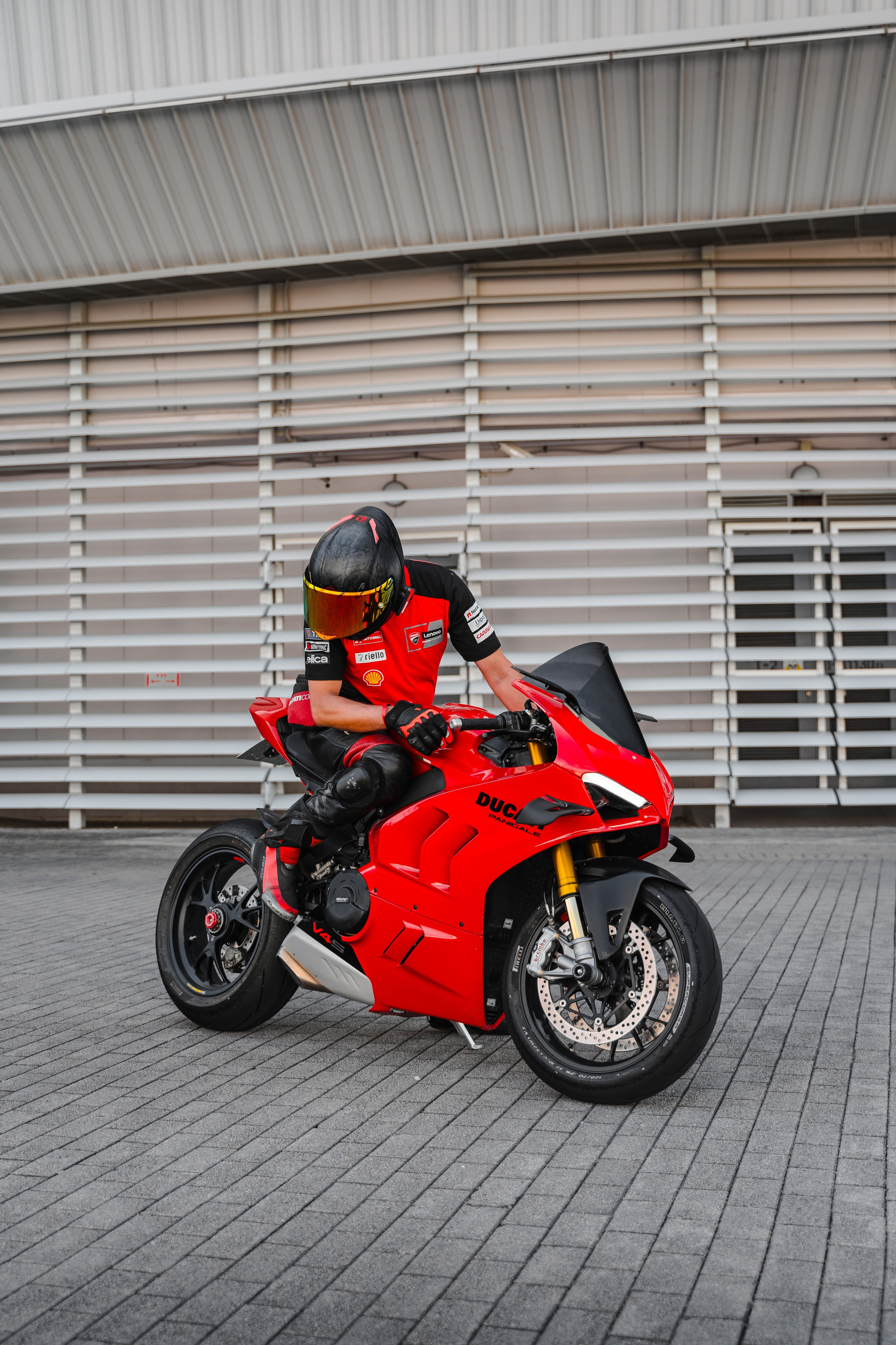 Ducati V4s. Автомобильный и просто лучший фотограф в Сочи Nikita No Name