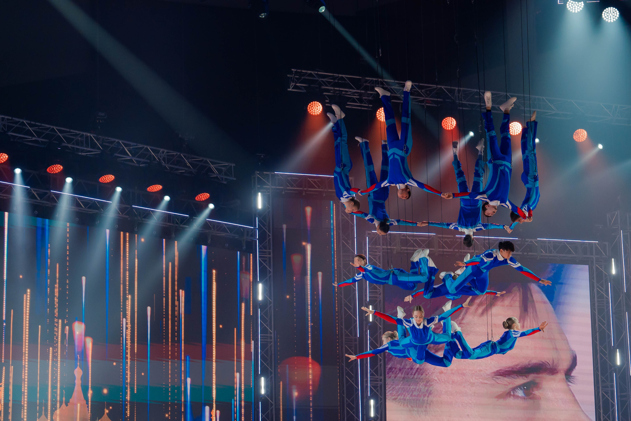 Шоу Алексея Немова 2024. Крамер Юлиана детский и семейный фотограф